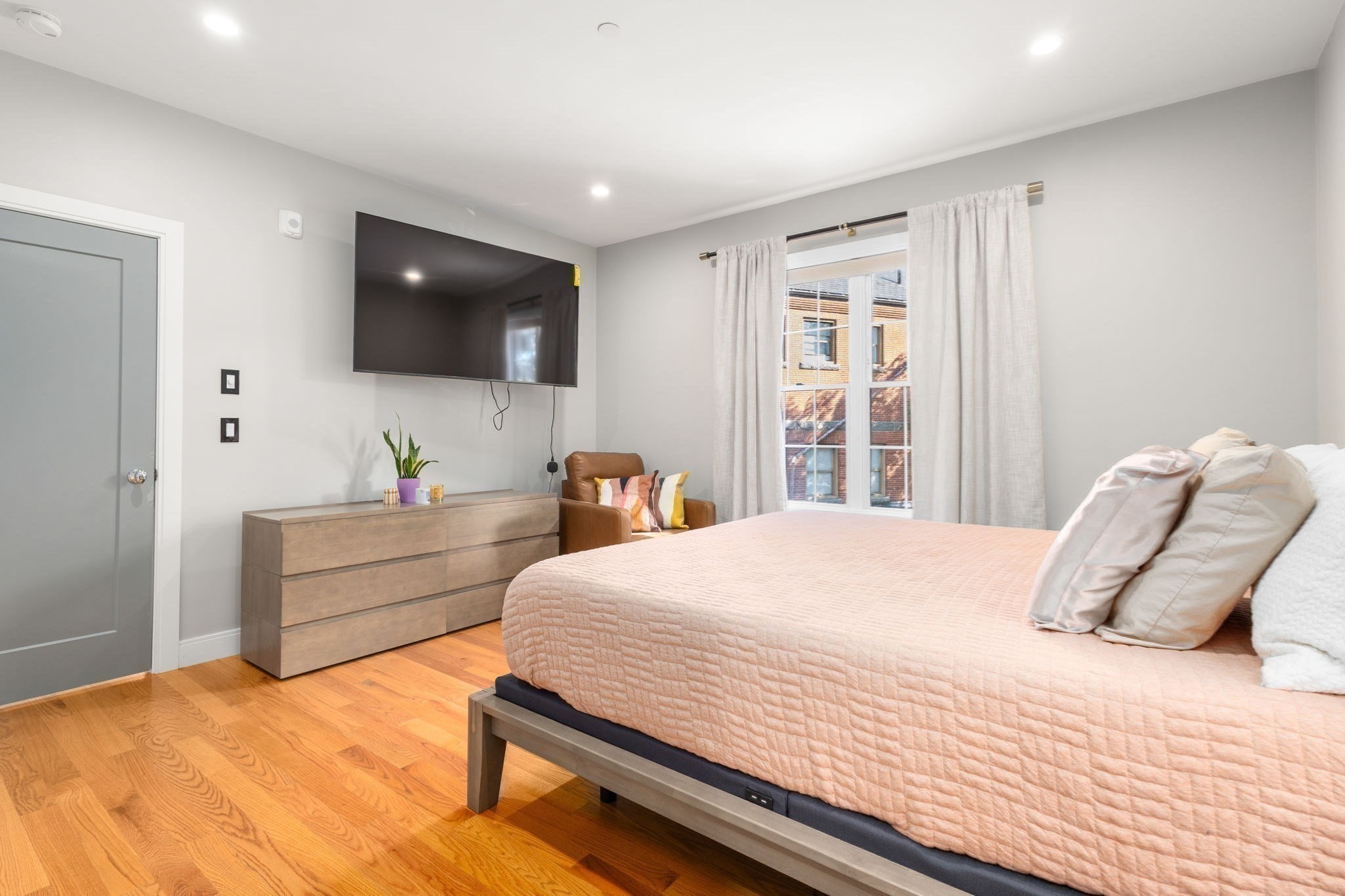 178 Robertson St # 2 Property Photo 11