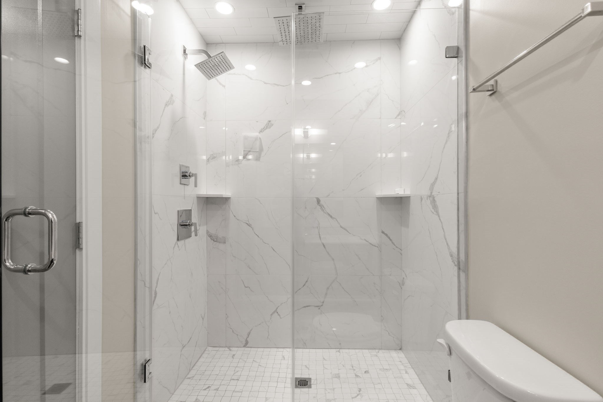 178 Robertson St # 2 Property Photo 15