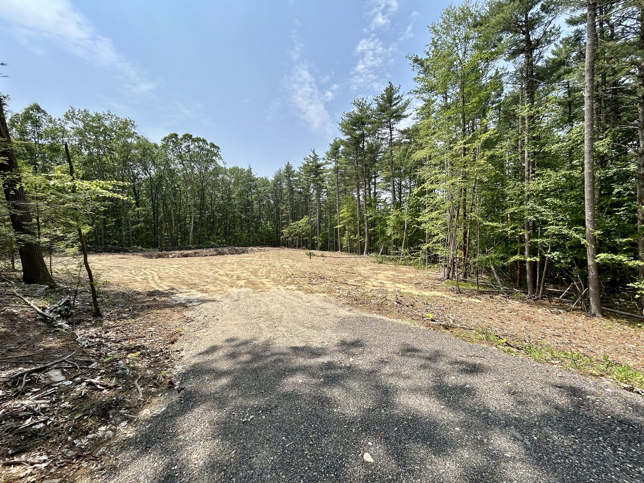 5 Pine Woods Ln Property Photo 11