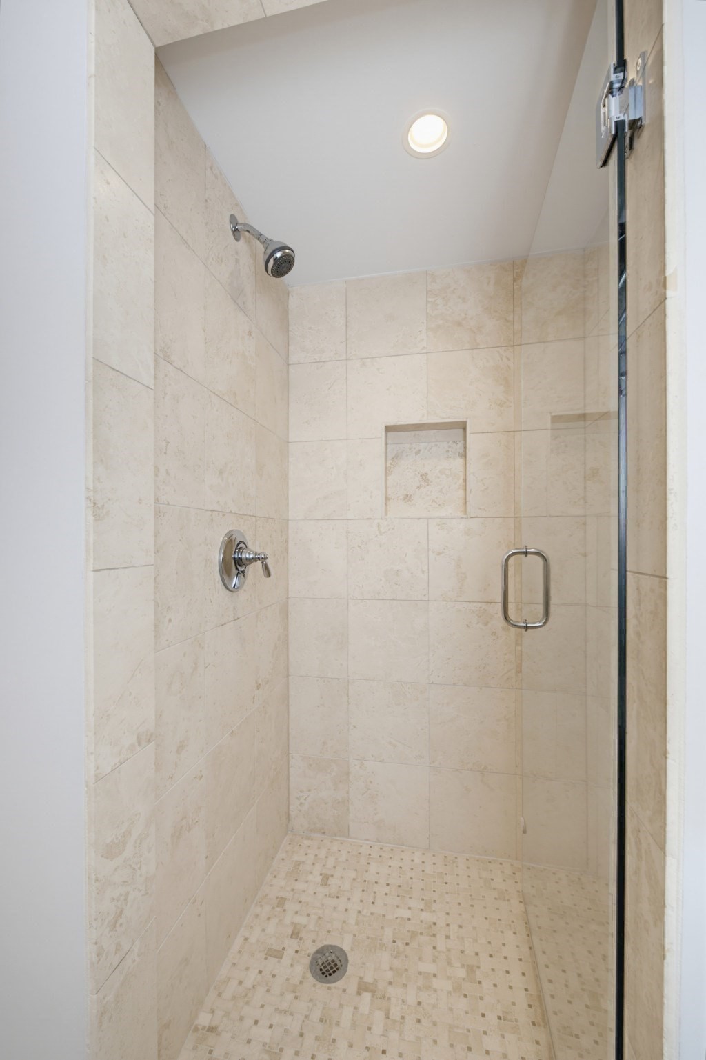 21 Salem St # 2 Property Photo 26