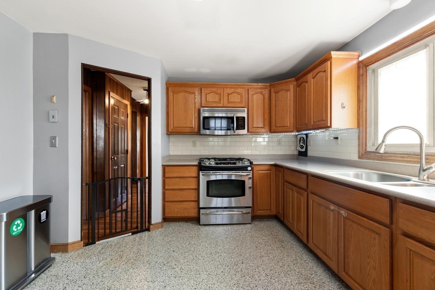 4 Spring Valley Rd Property Photo 10