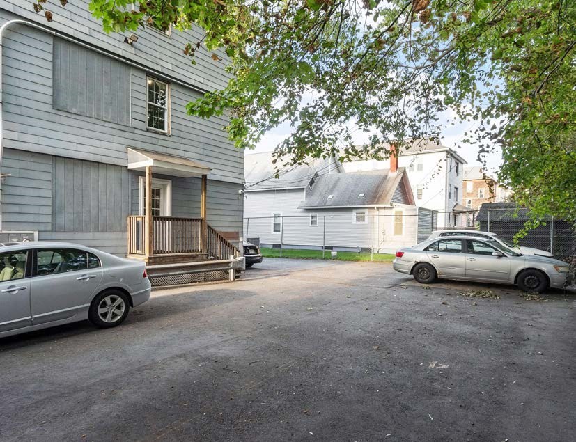 49 Beaver St Property Photo 6