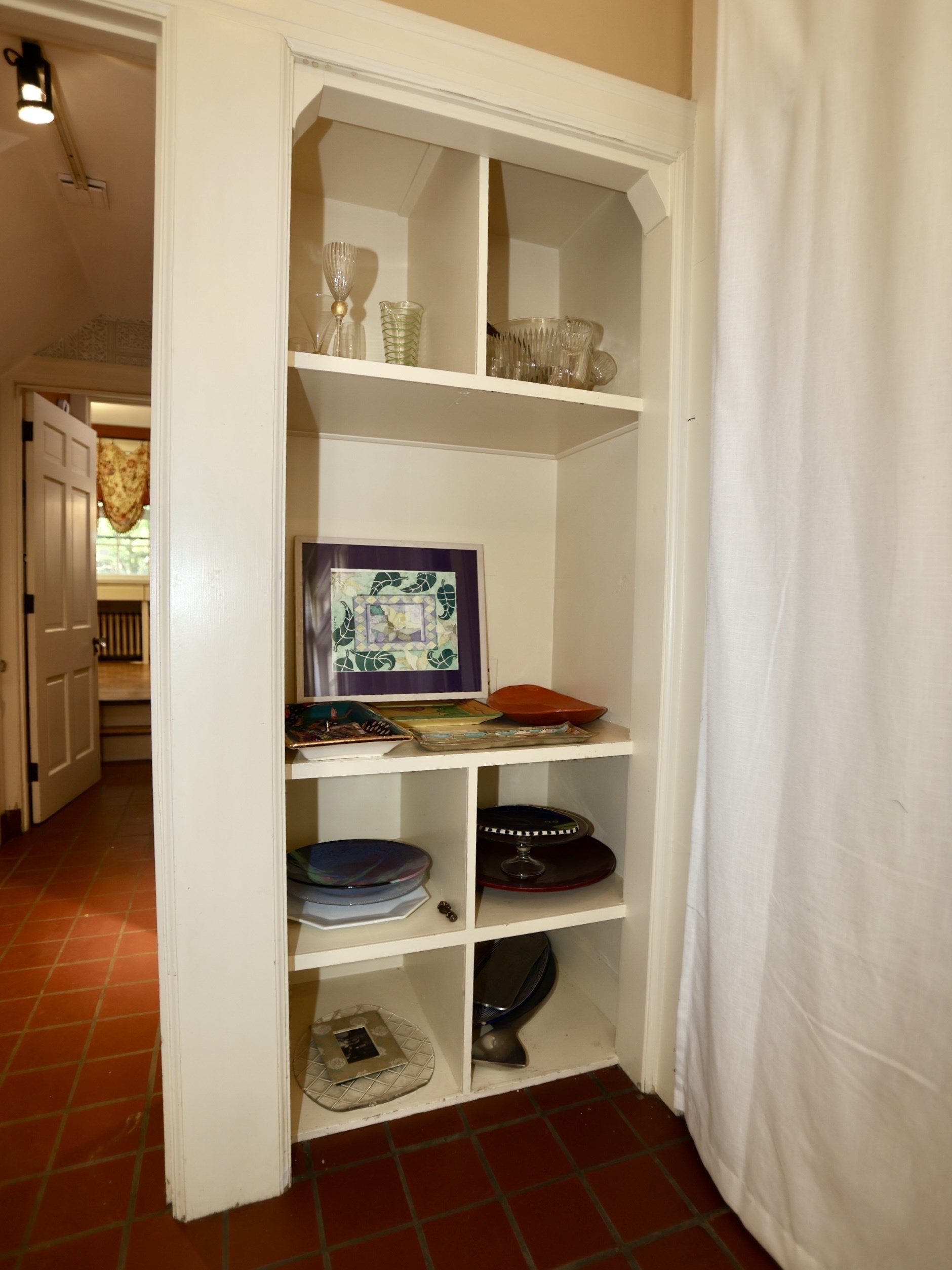 112 Russell St Property Photo 6