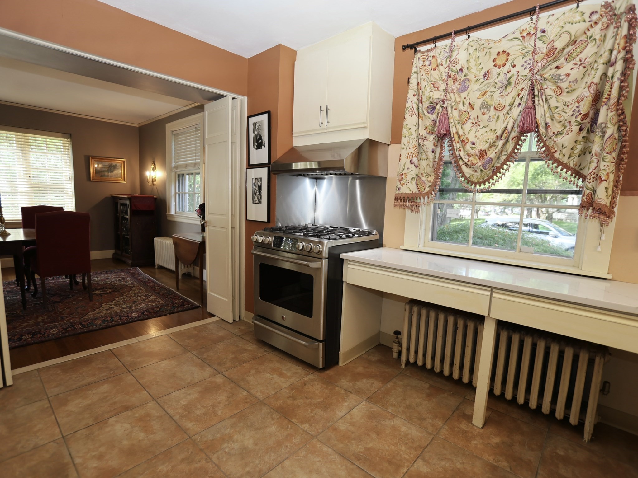112 Russell St Property Photo 12