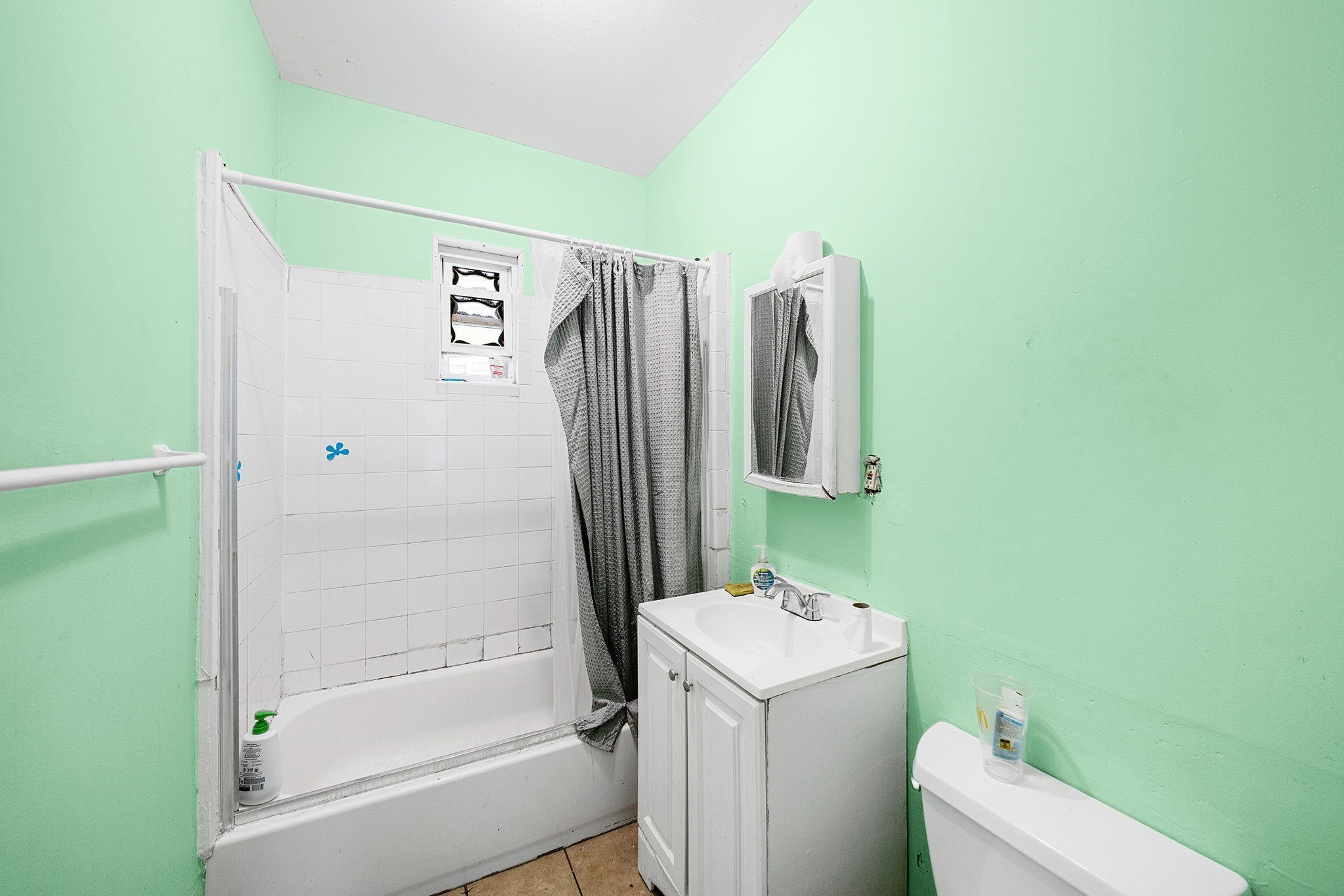 374 Geneva Ave Property Photo 17