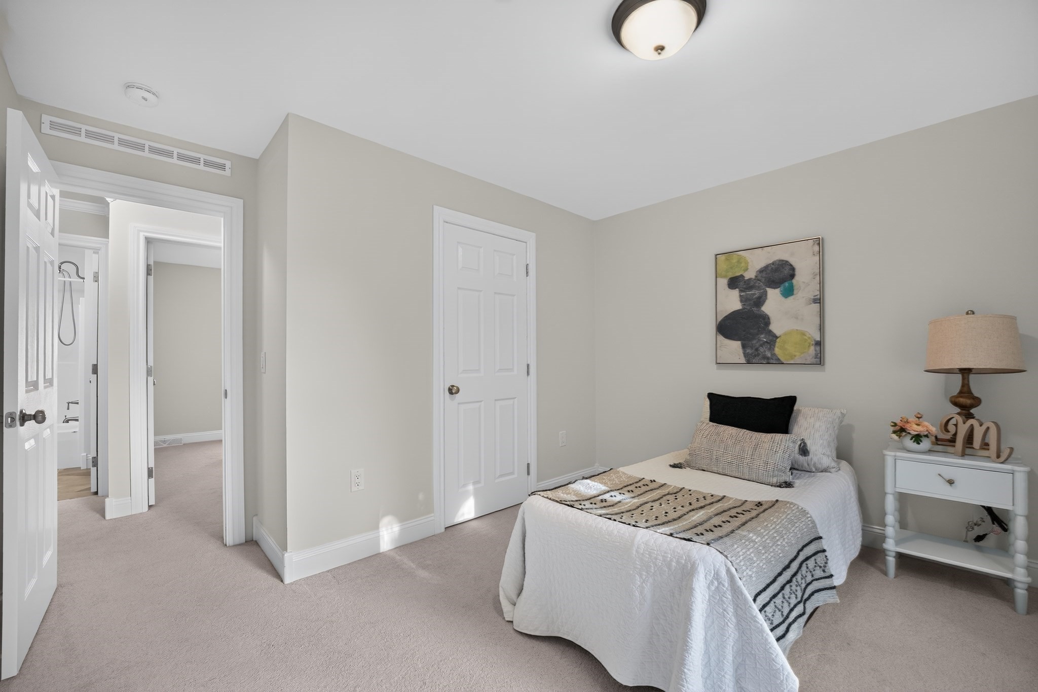 2 Leslie Court Property Photo 10