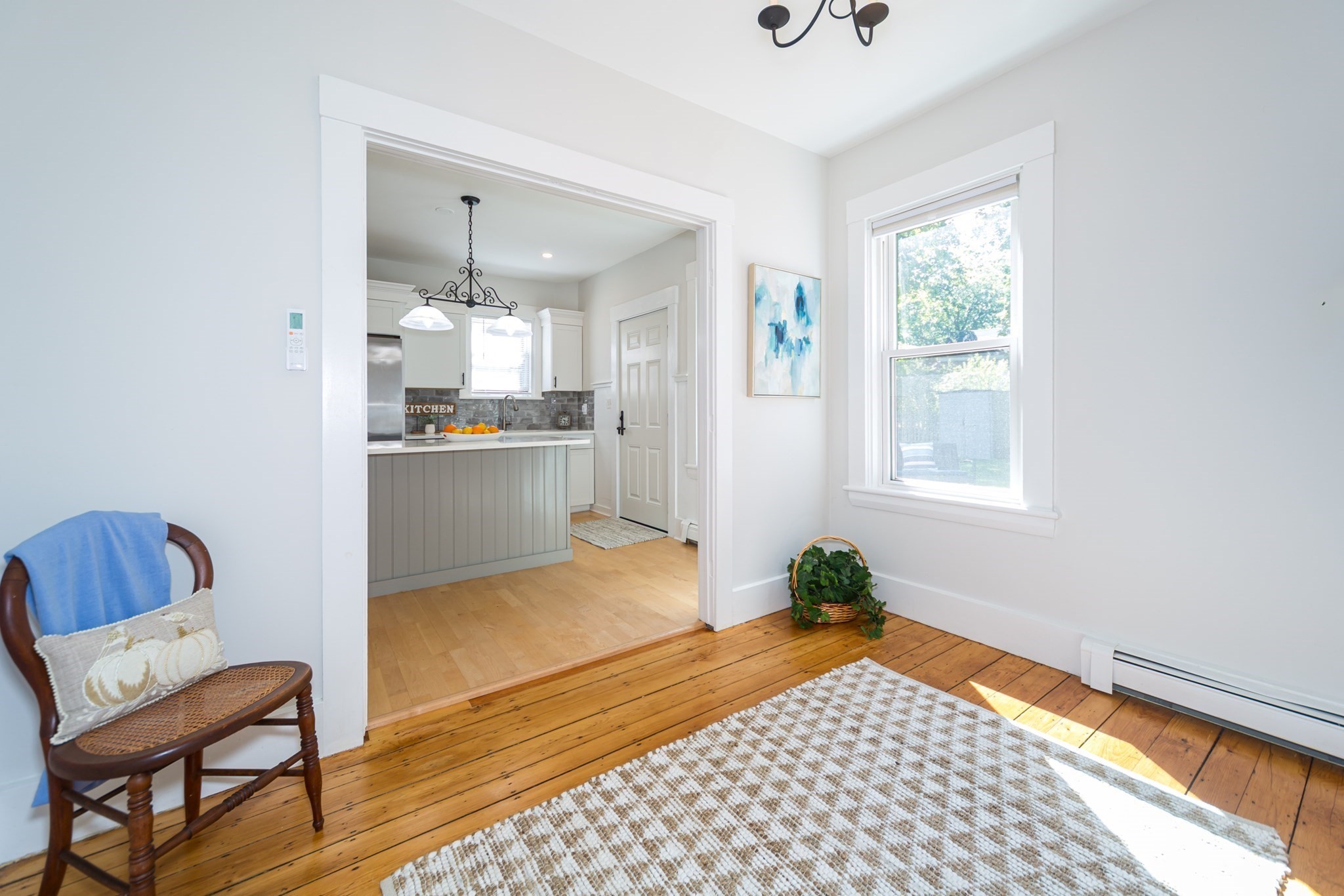 11 Purchase Street Property Photo 10