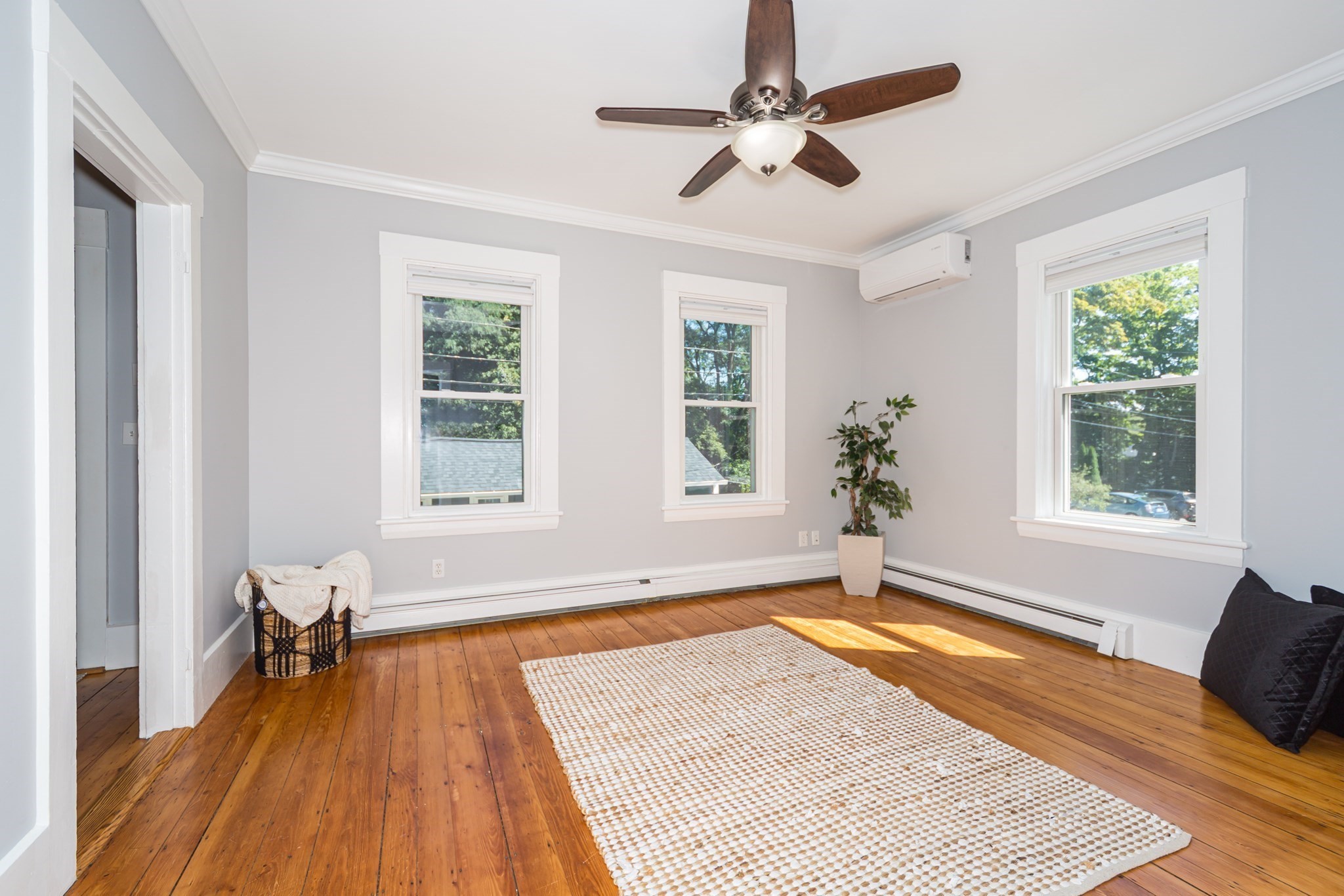 11 Purchase Street Property Photo 11
