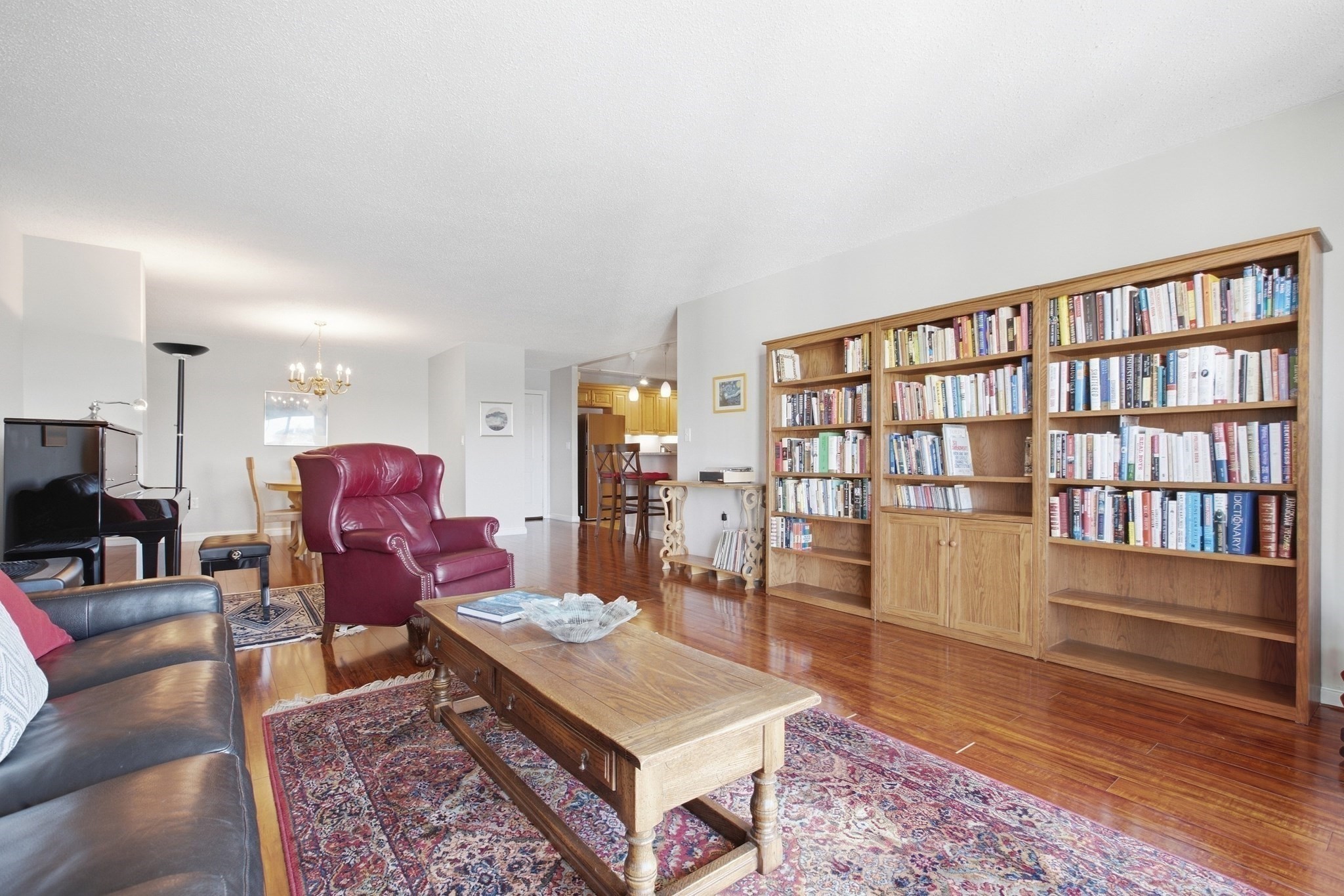 151 Coolidge Ave # 712 Property Photo 10