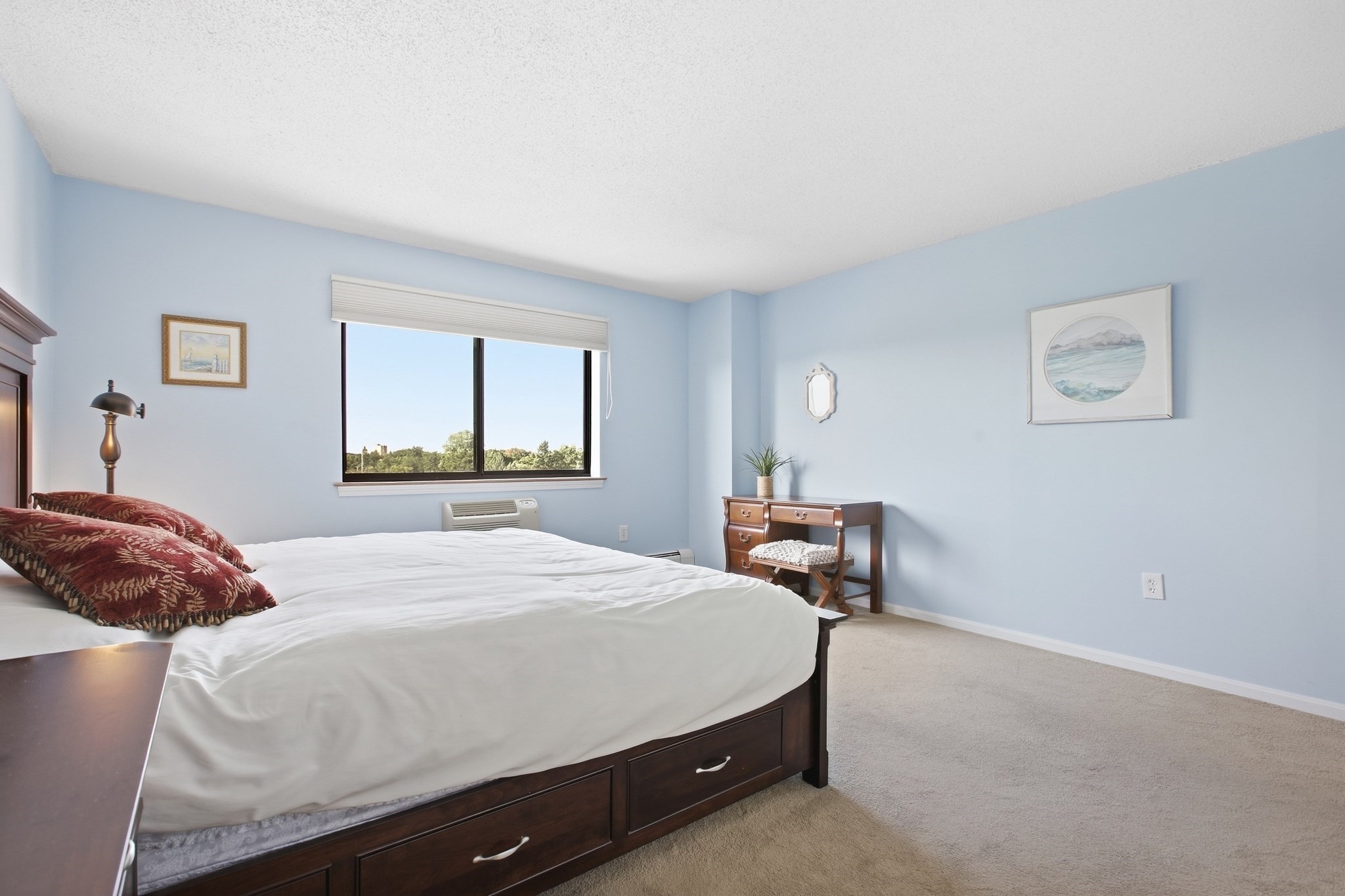 151 Coolidge Ave # 712 Property Photo 14