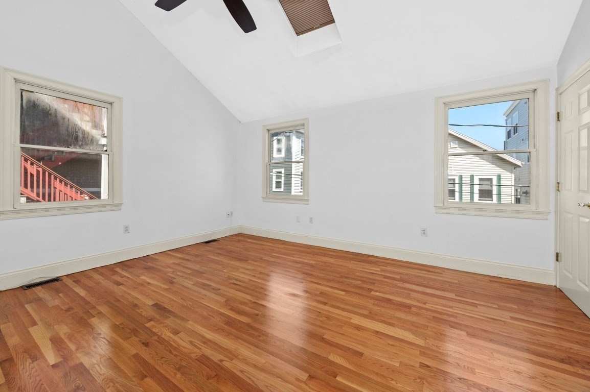 61 Baxter St. # 61 Property Photo 10