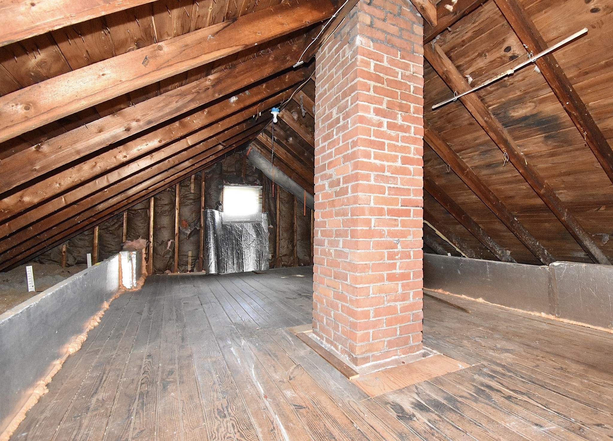 1245 Bay St Property Photo 36