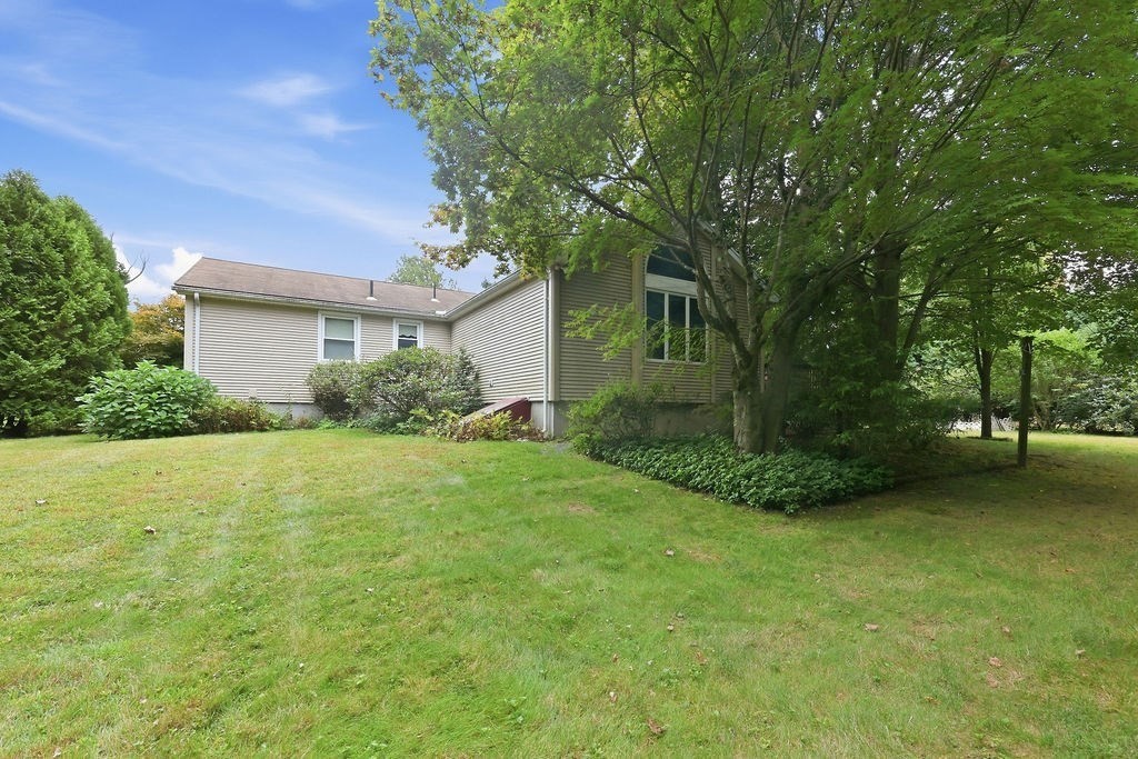 617 River Rd Property Photo 30