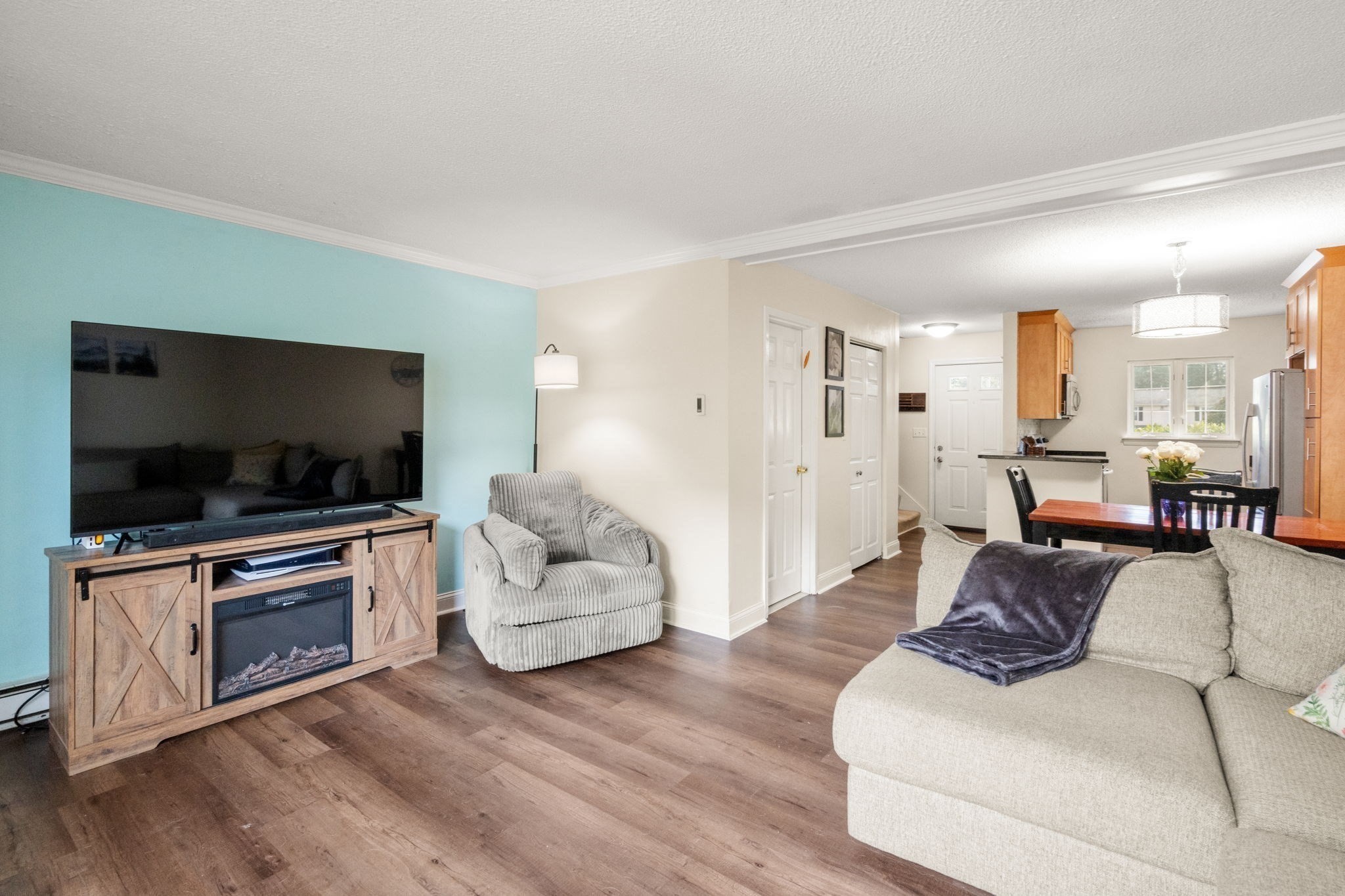 1 Janet Road # 8 Property Photo 2