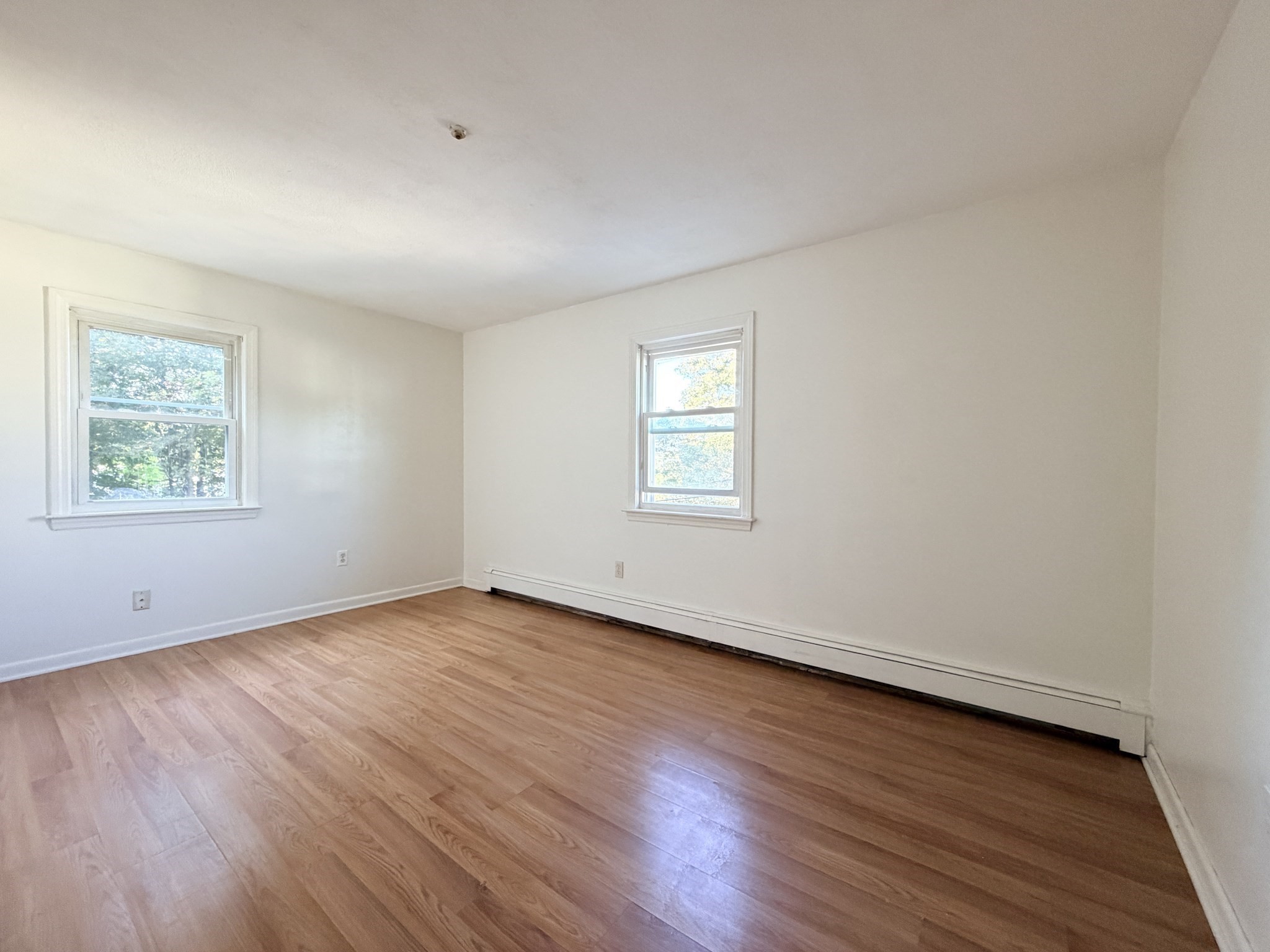 2 Filbert St # 4 Property Photo 8