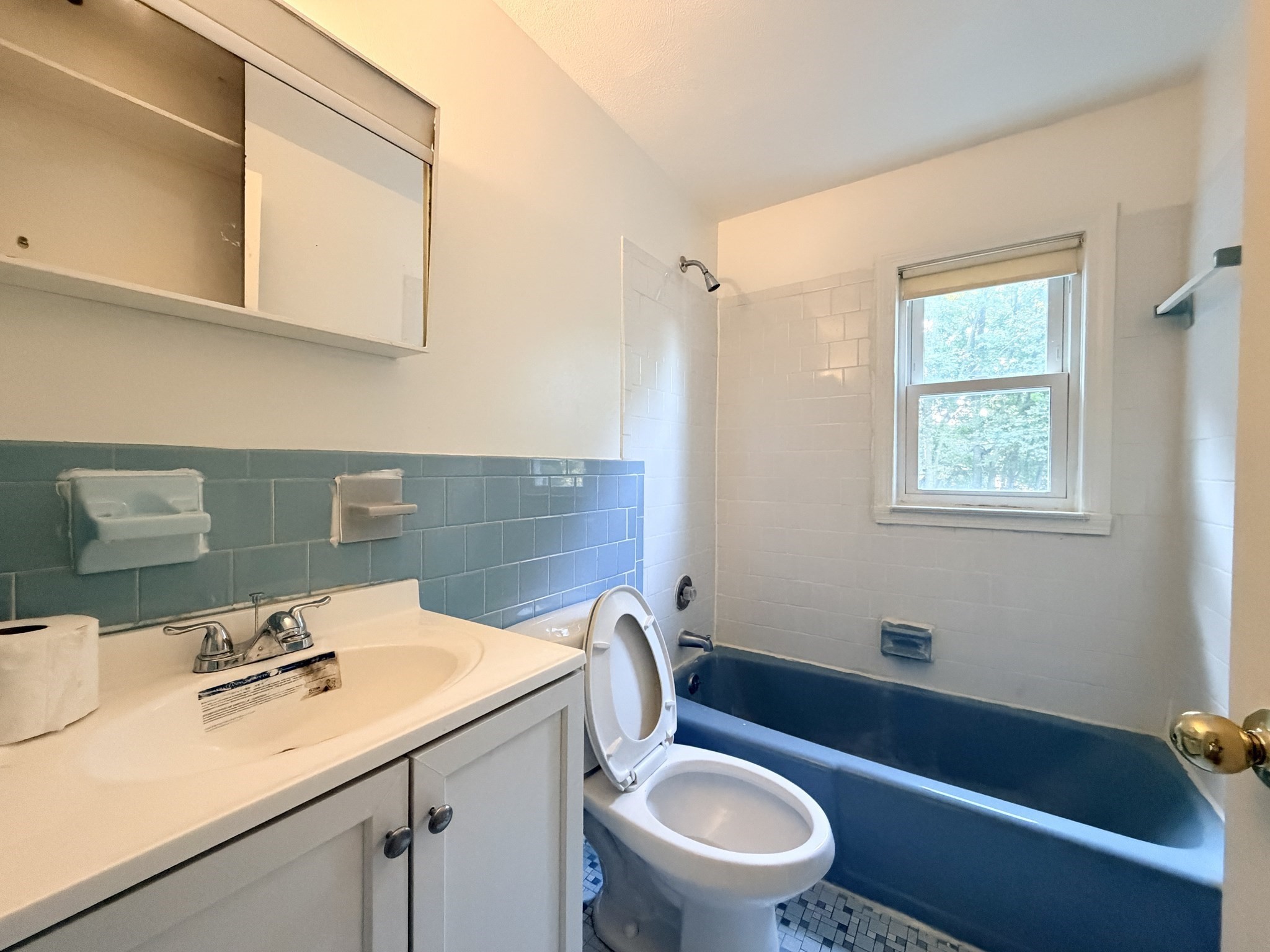 2 Filbert St # 4 Property Photo 10