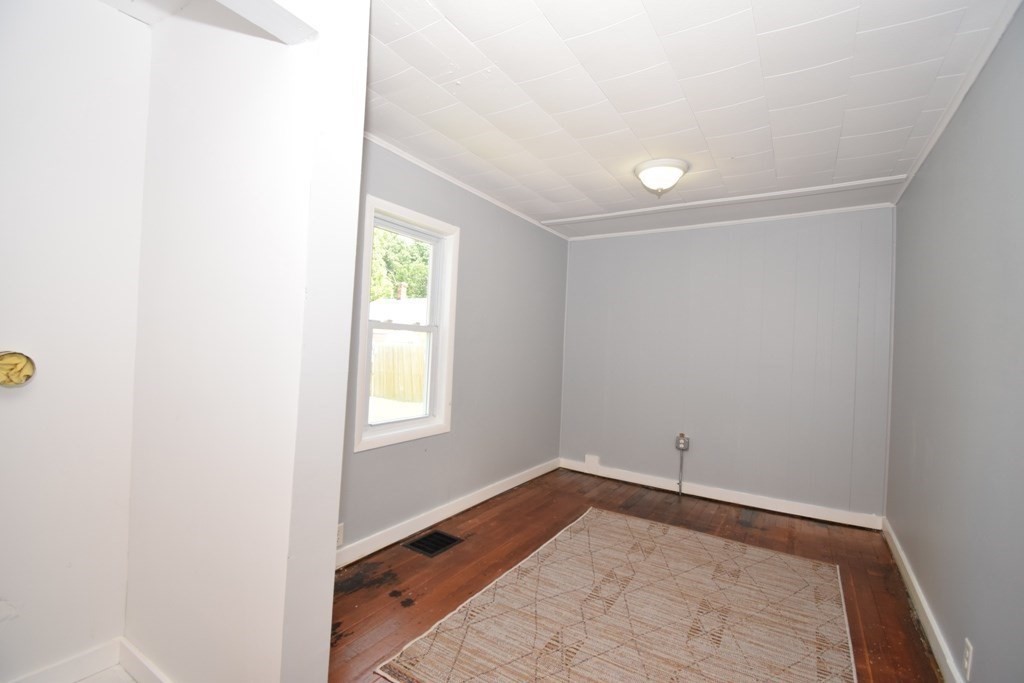 433 Putnam Hill Rd Property Photo 7