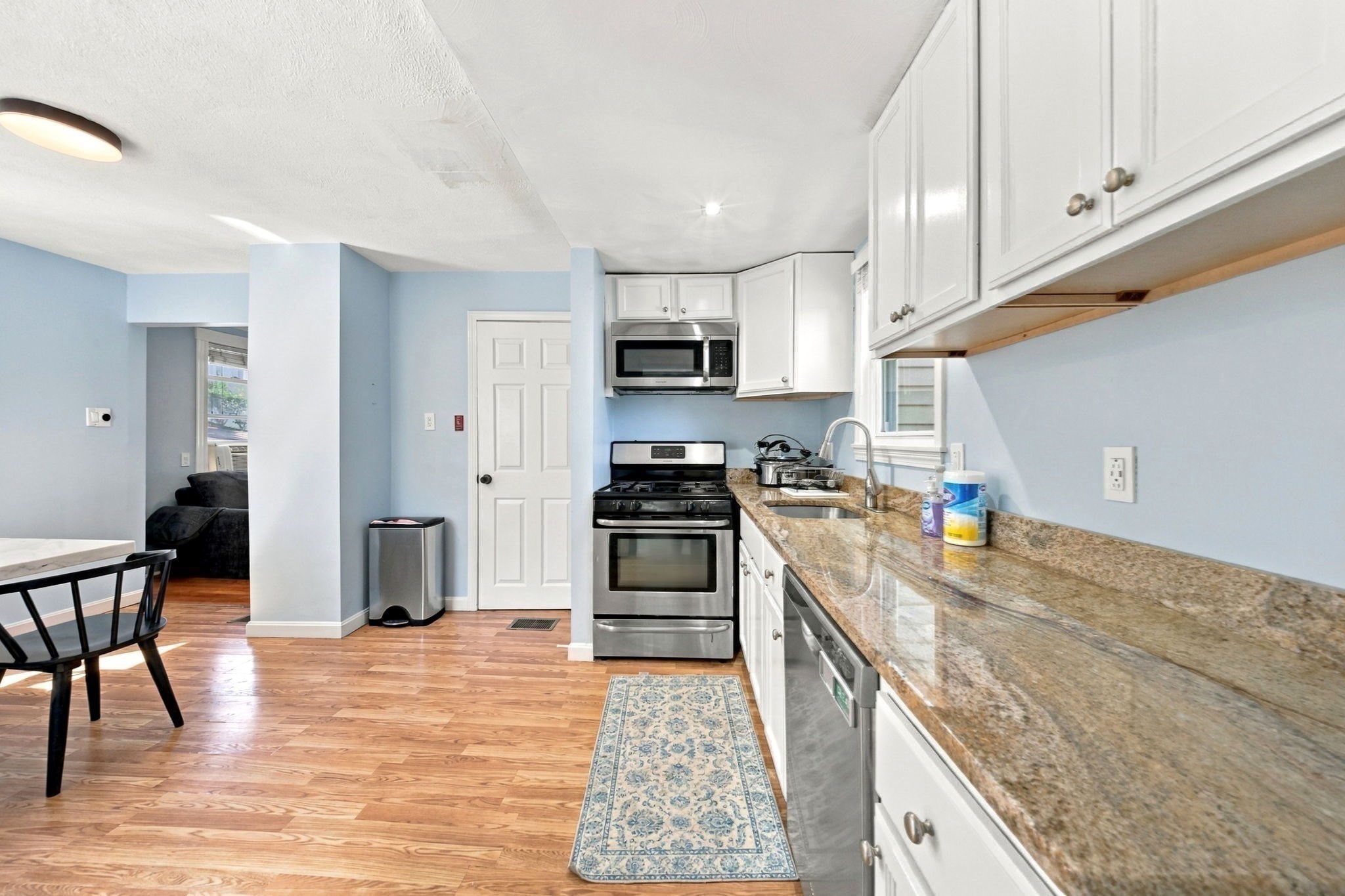 6 Clifton Ave Property Photo 9