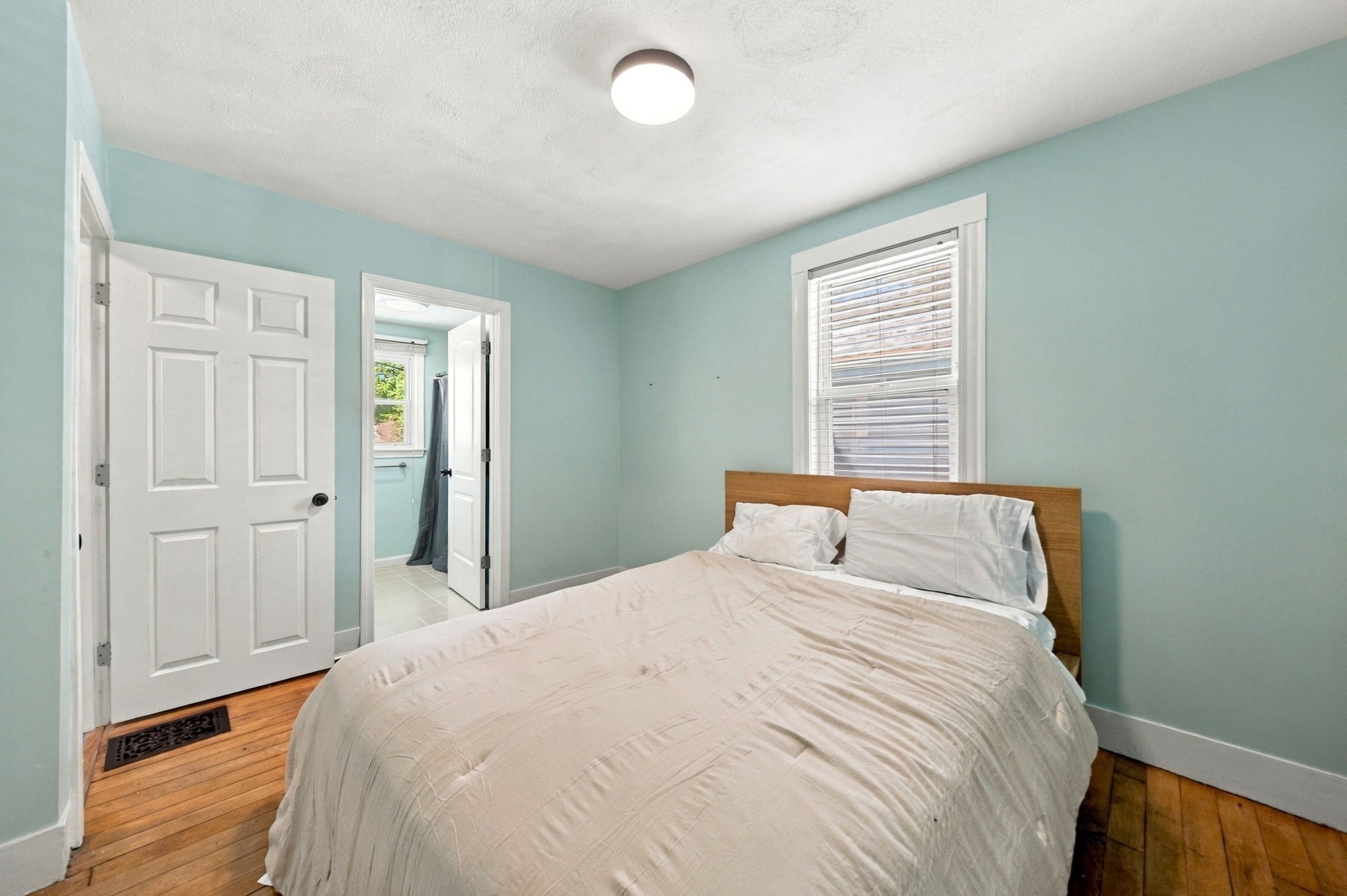 6 Clifton Ave Property Photo 13