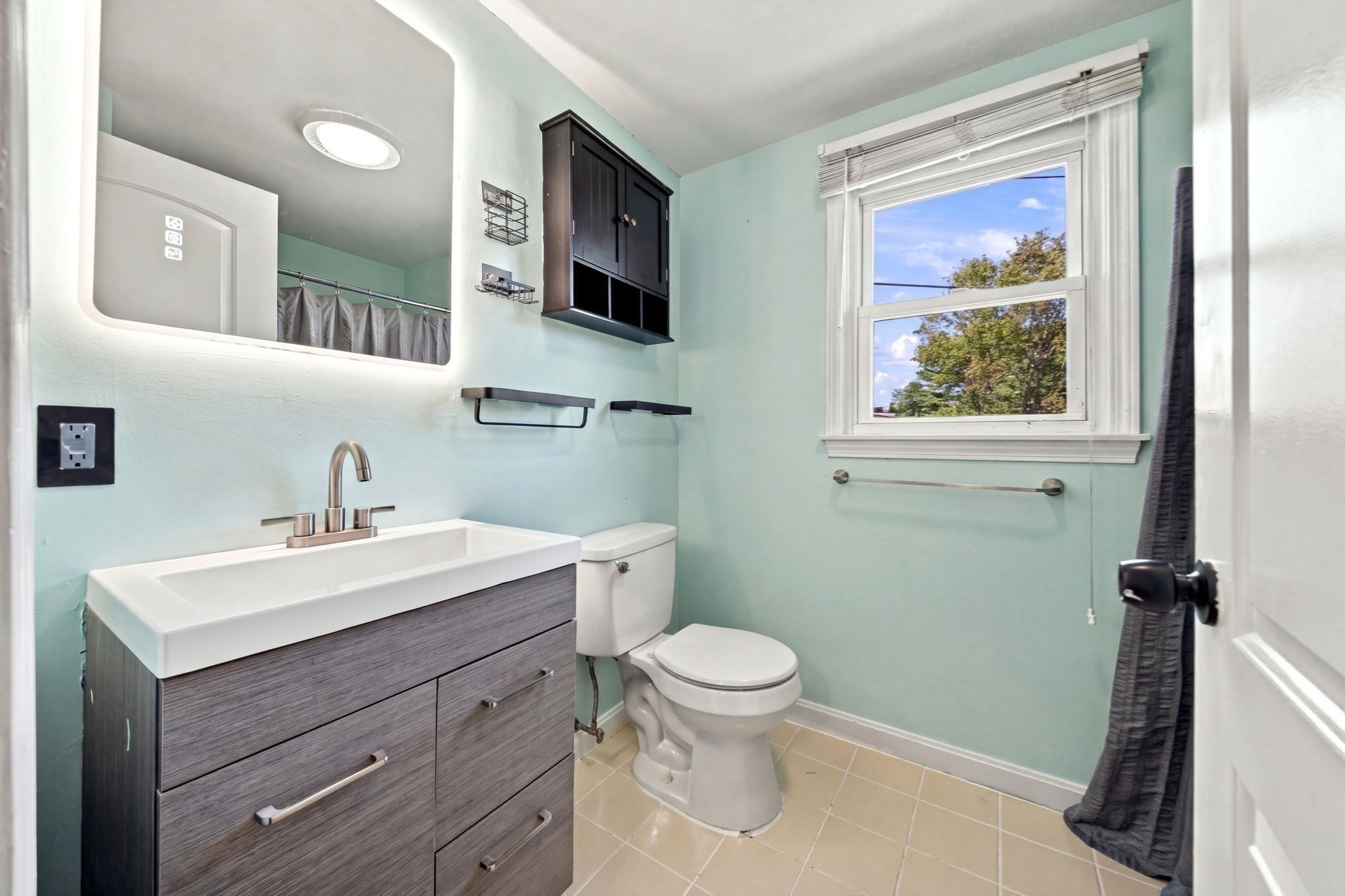 6 Clifton Ave Property Photo 17