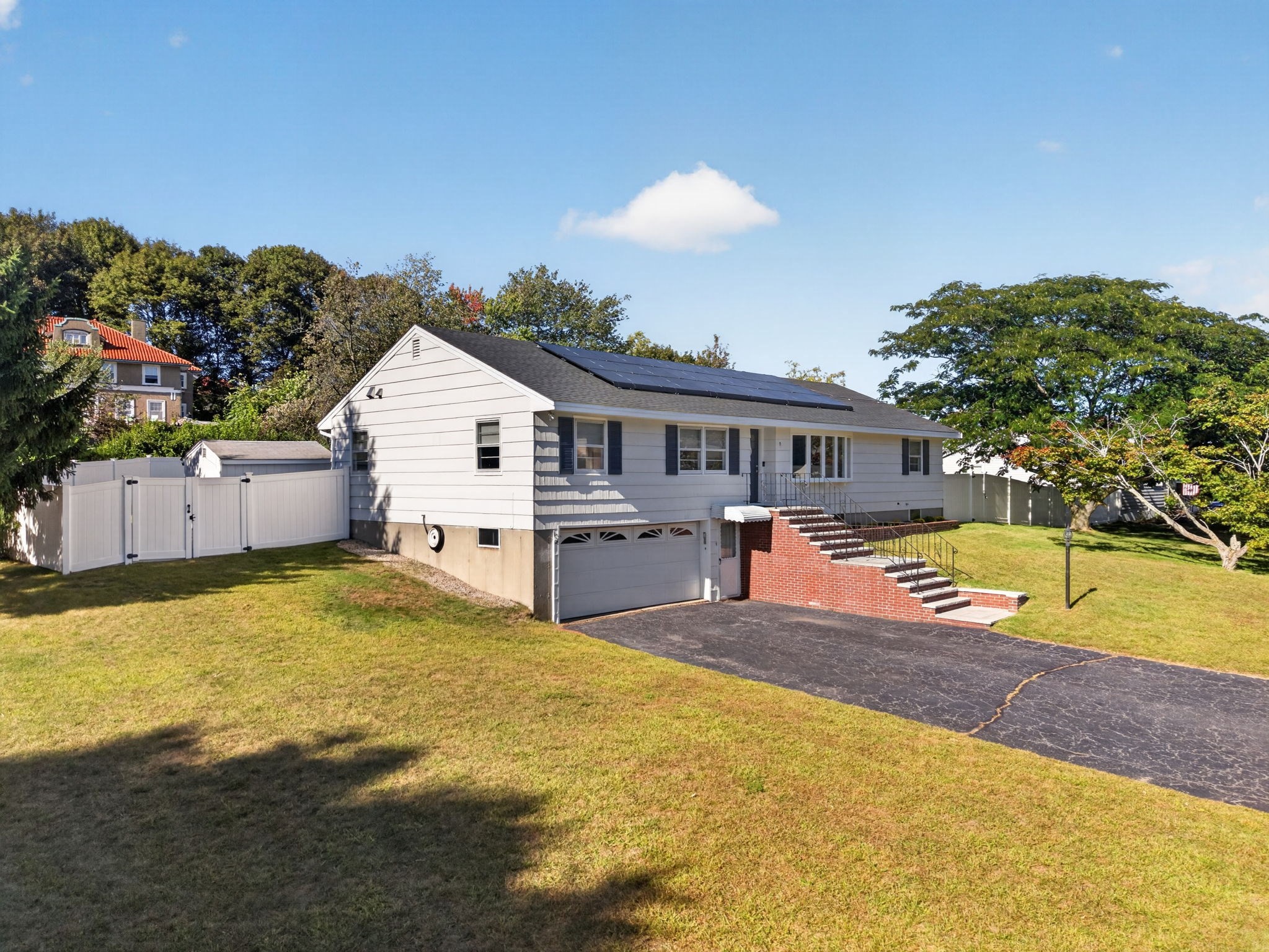 11 Powder Hill Rd Property Photo 1