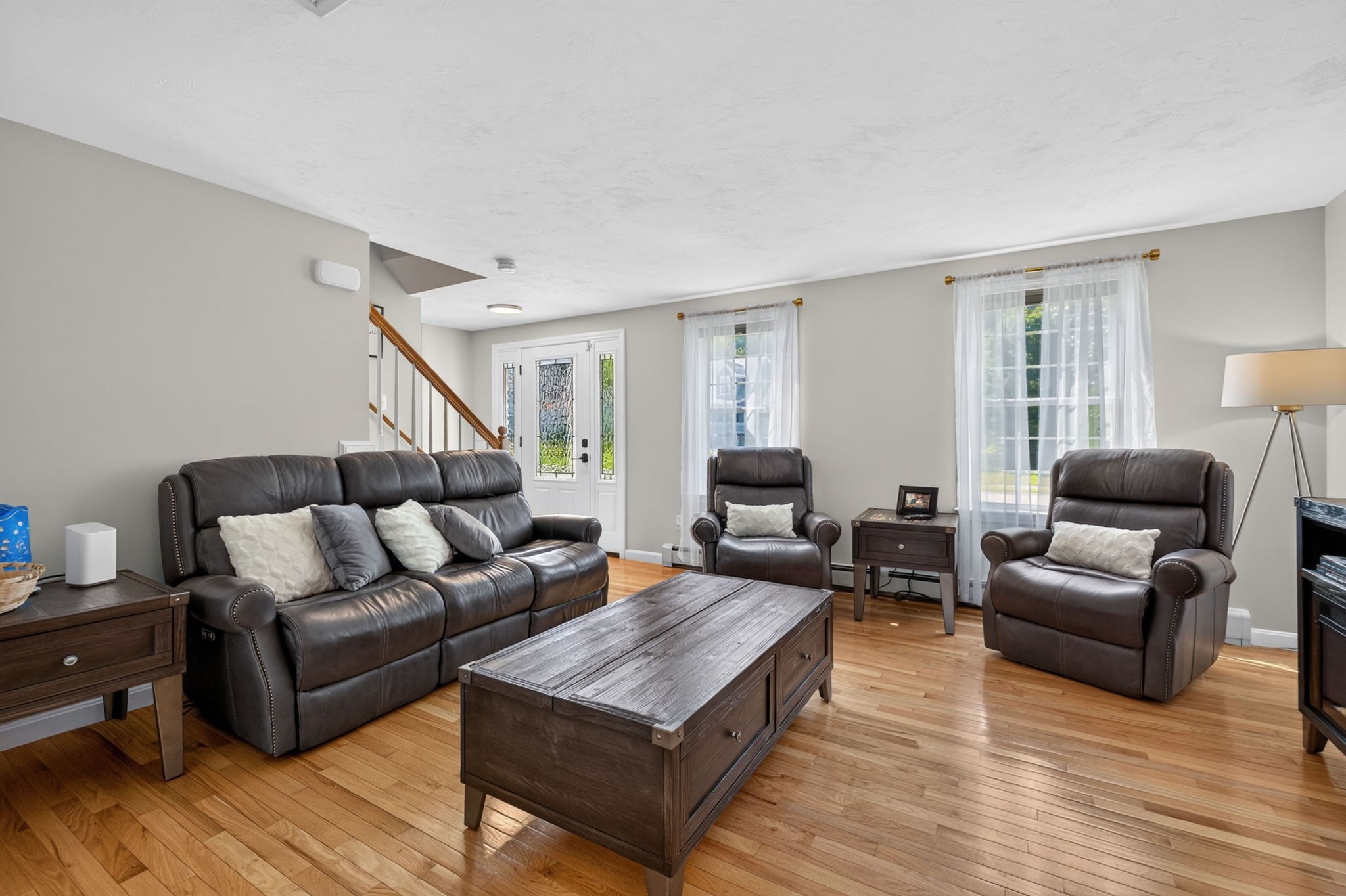 68 Metacomet Ave Property Photo 2