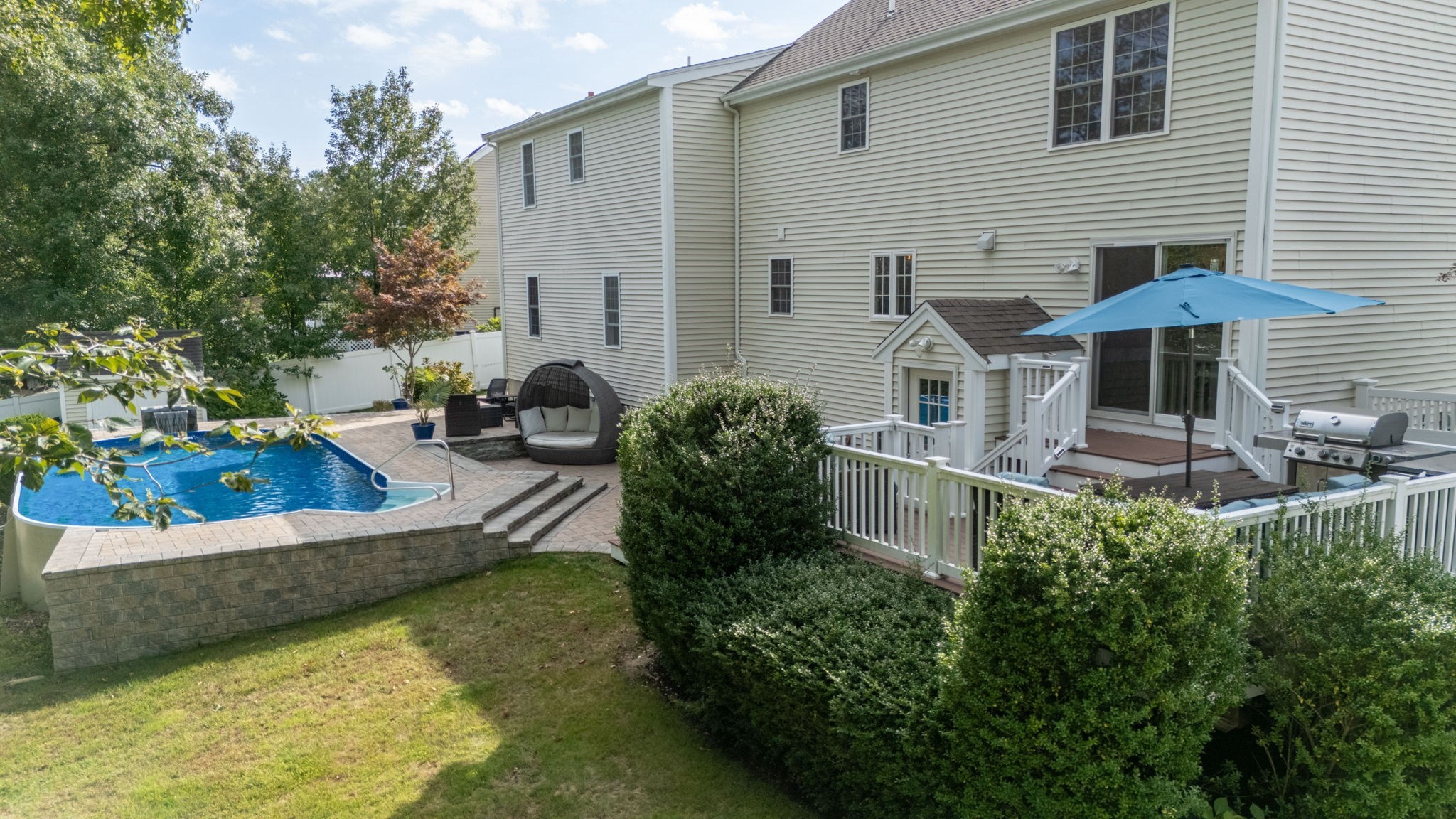 68 Metacomet Ave Property Photo 36