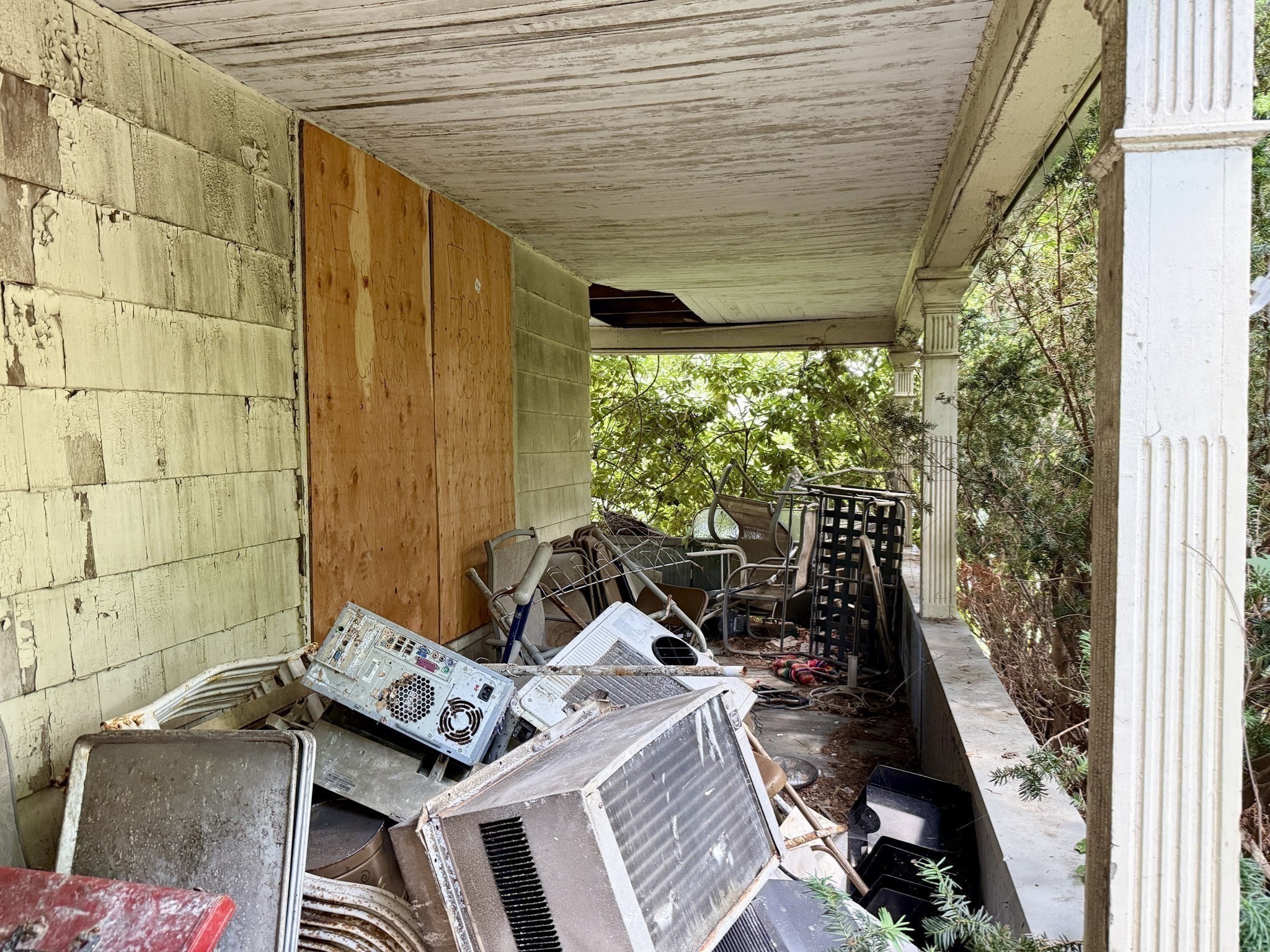 161 Lincoln St Property Photo 5