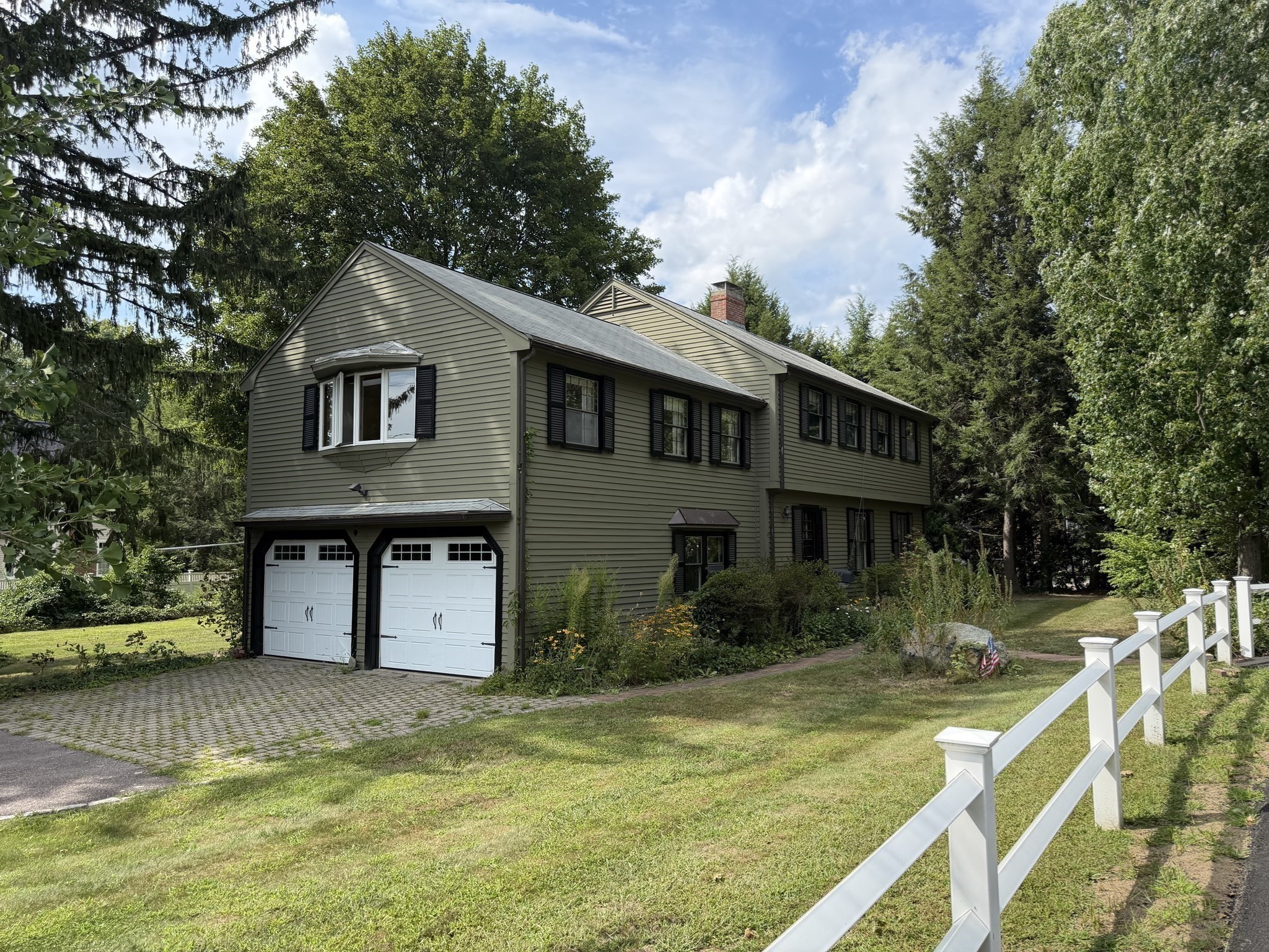 484 Weston Rd Property Photo 2