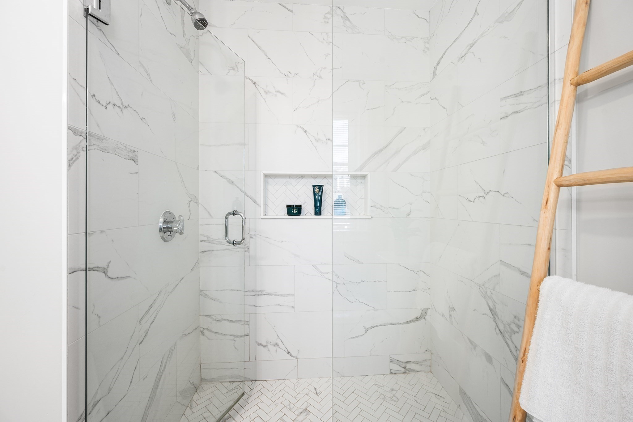 4 Fairmount St # A Property Photo 16
