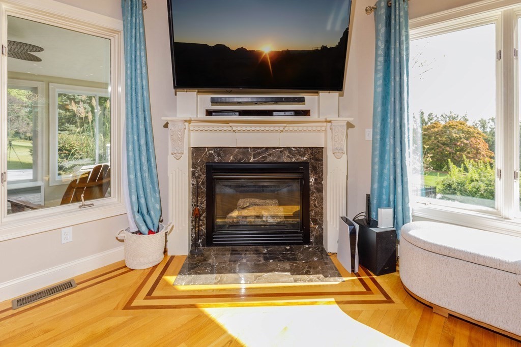 43 Wachusett Street Property Photo 6