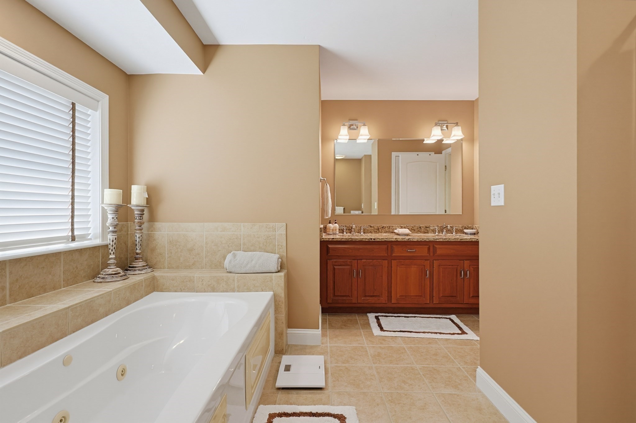5 Walden Way # 5 Property Photo 18