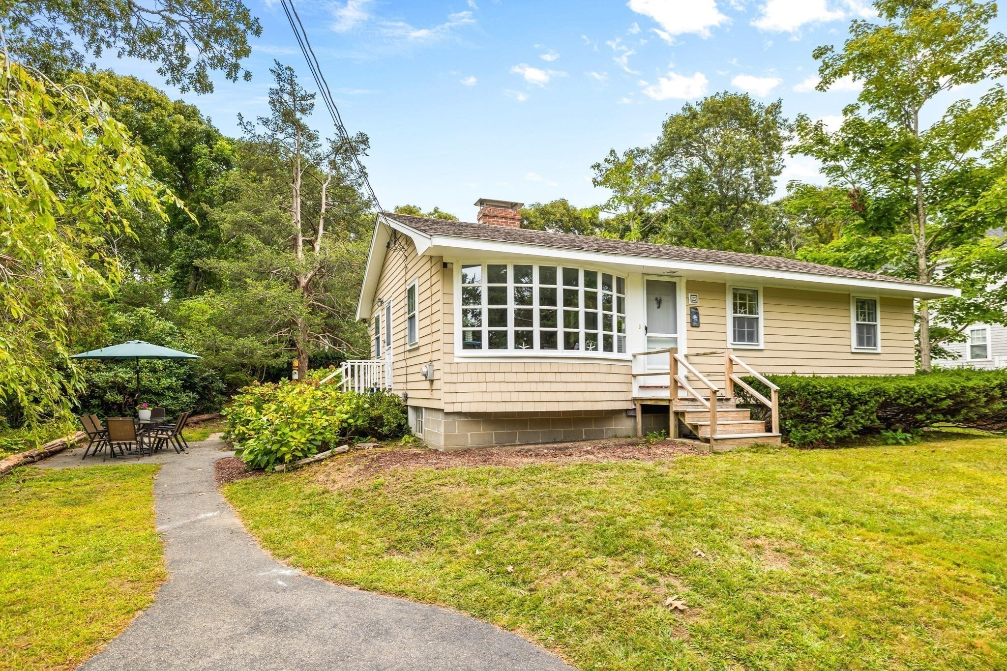23 Santuit Rd Property Photo 5