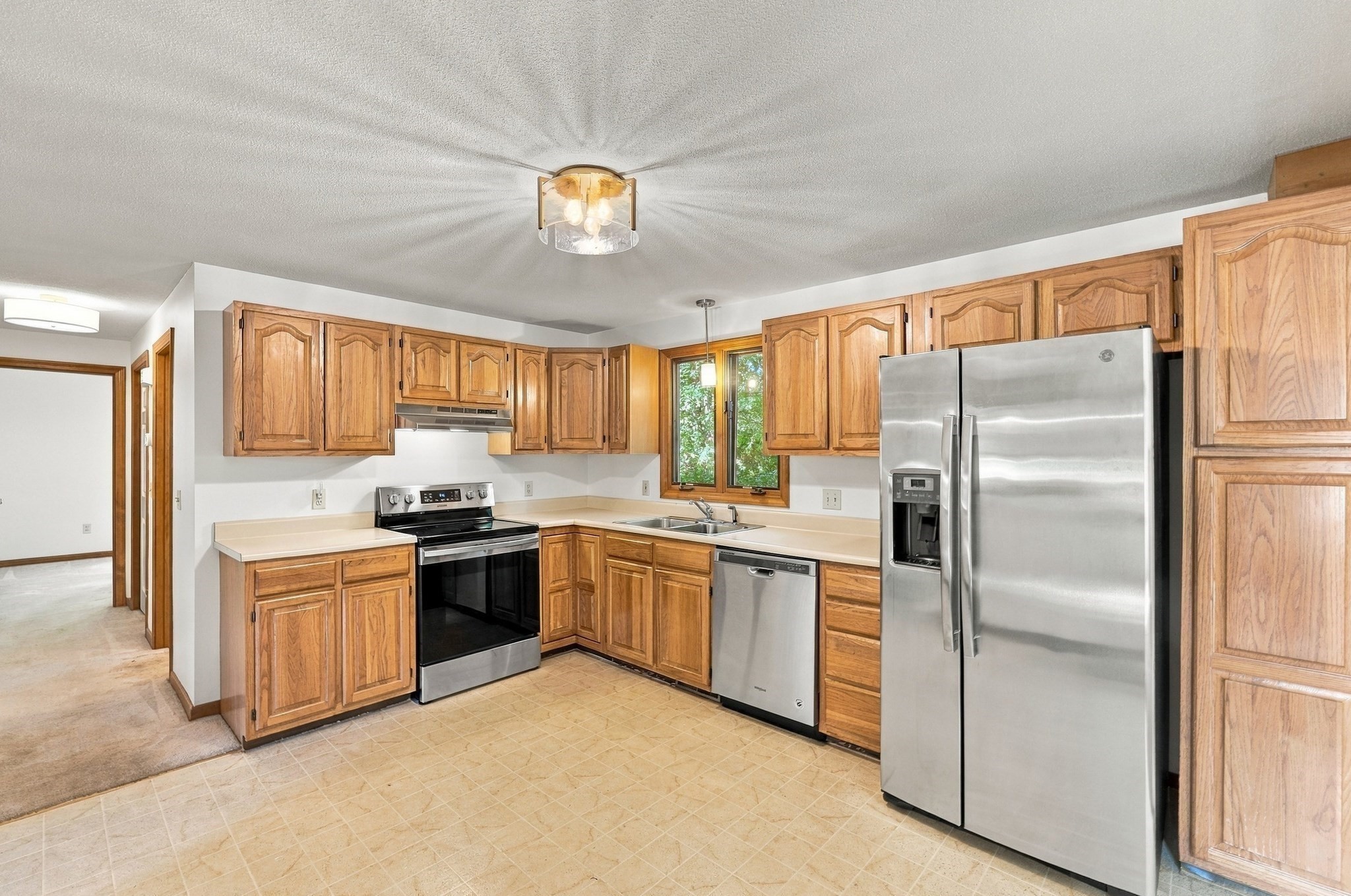690 Converse Street Property Photo 12