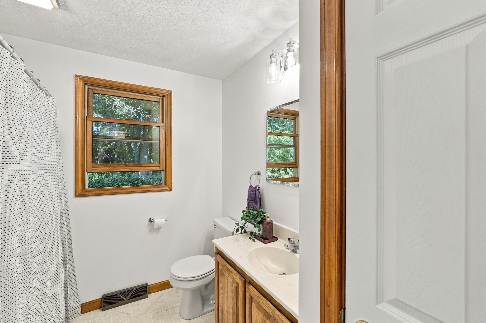 690 Converse Street Property Photo 19