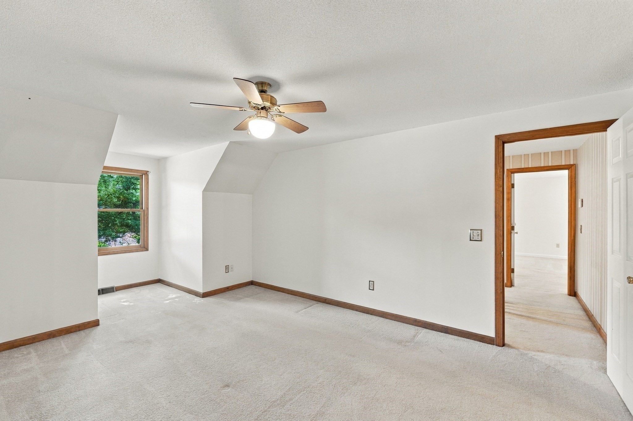 690 Converse Street Property Photo 21