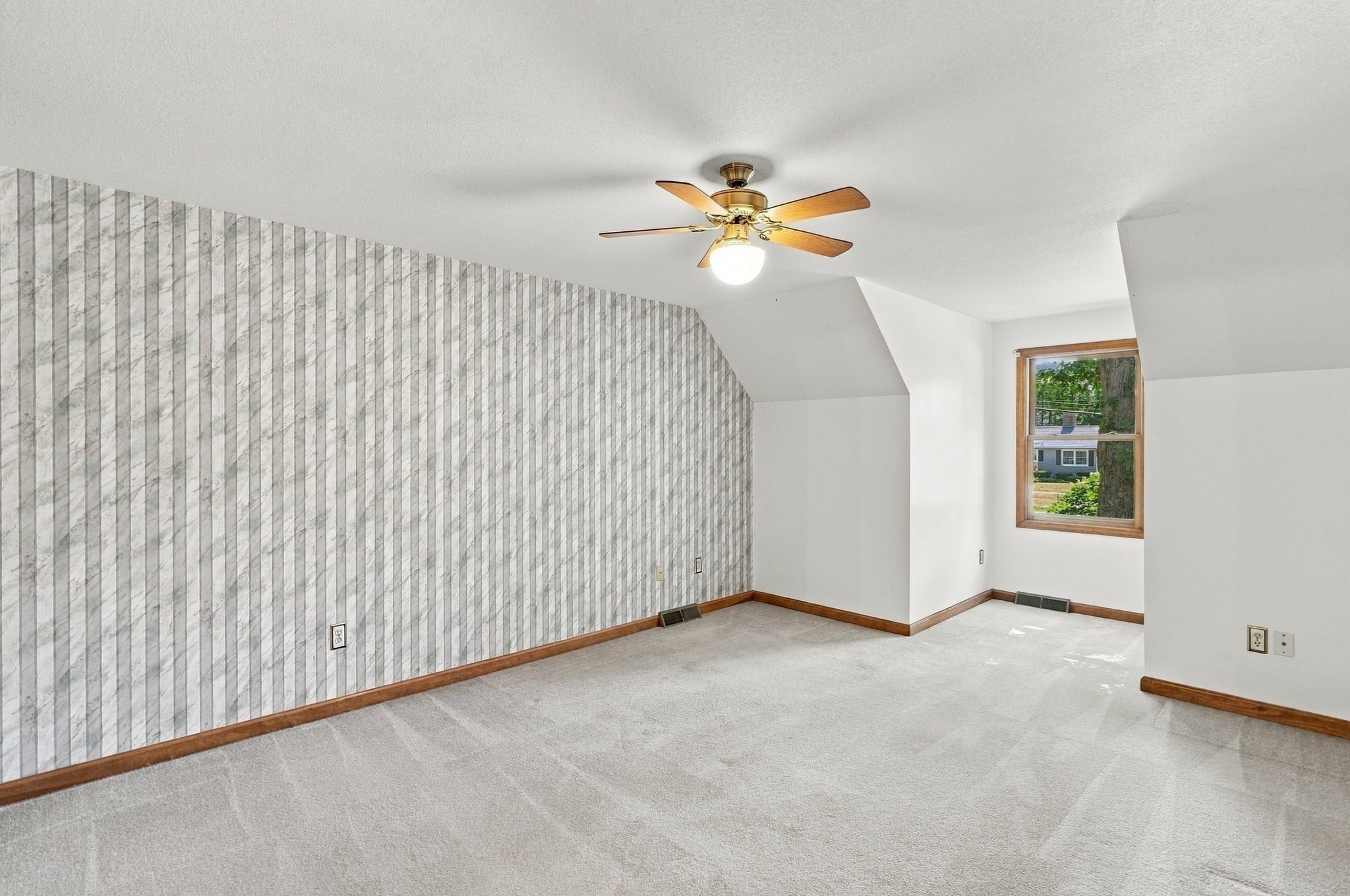690 Converse Street Property Photo 24