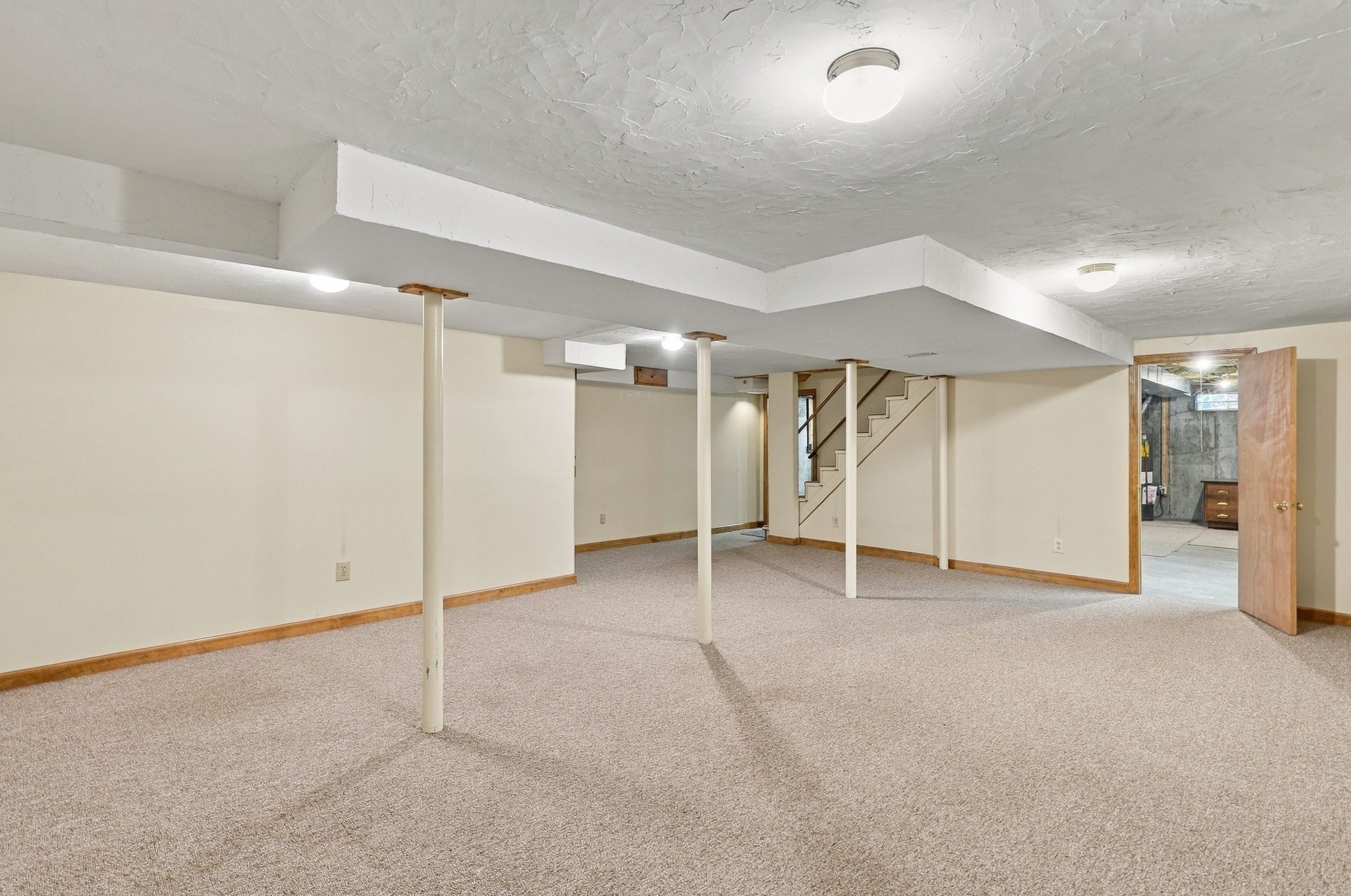 690 Converse Street Property Photo 34