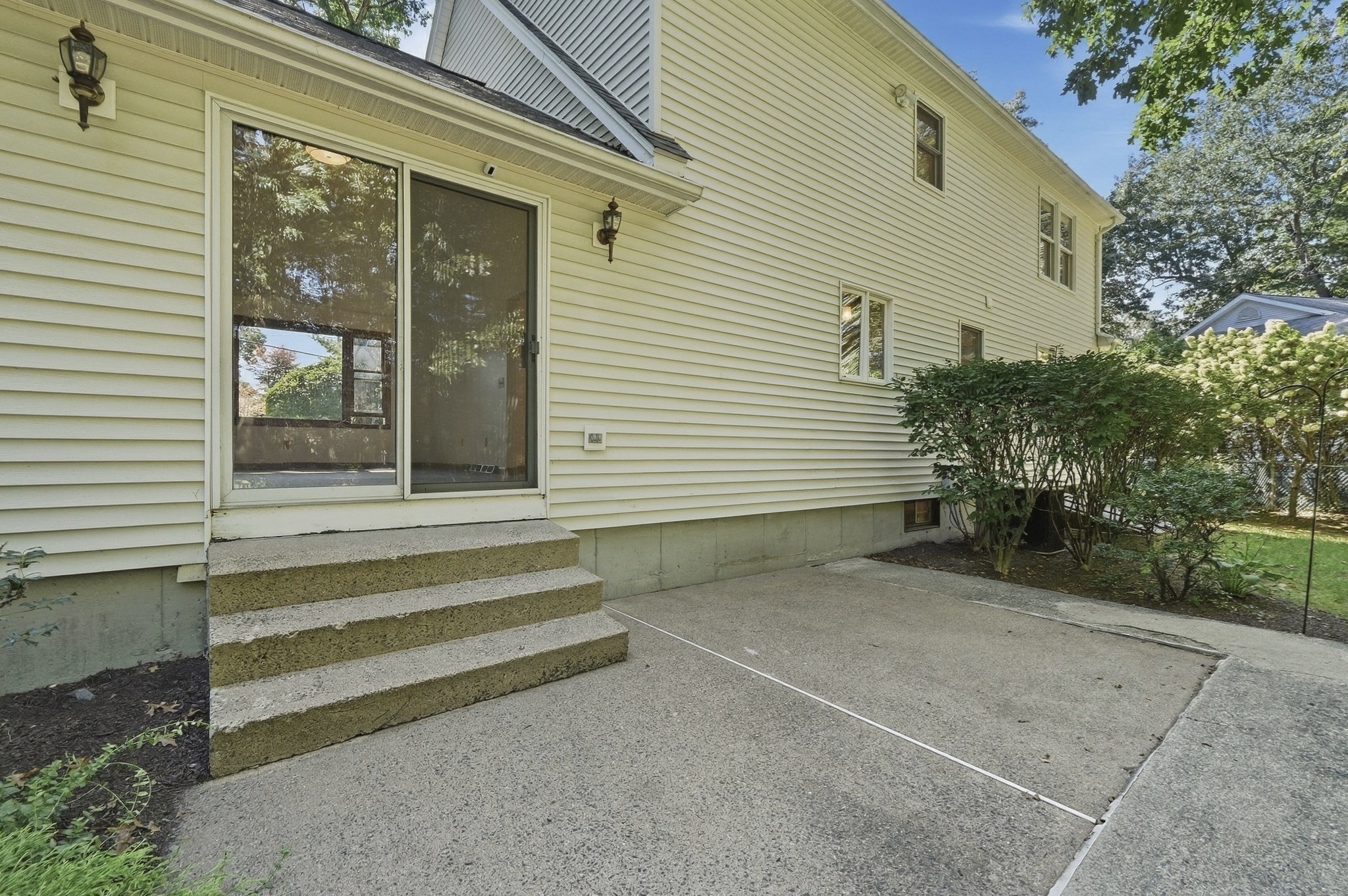 690 Converse Street Property Photo 37