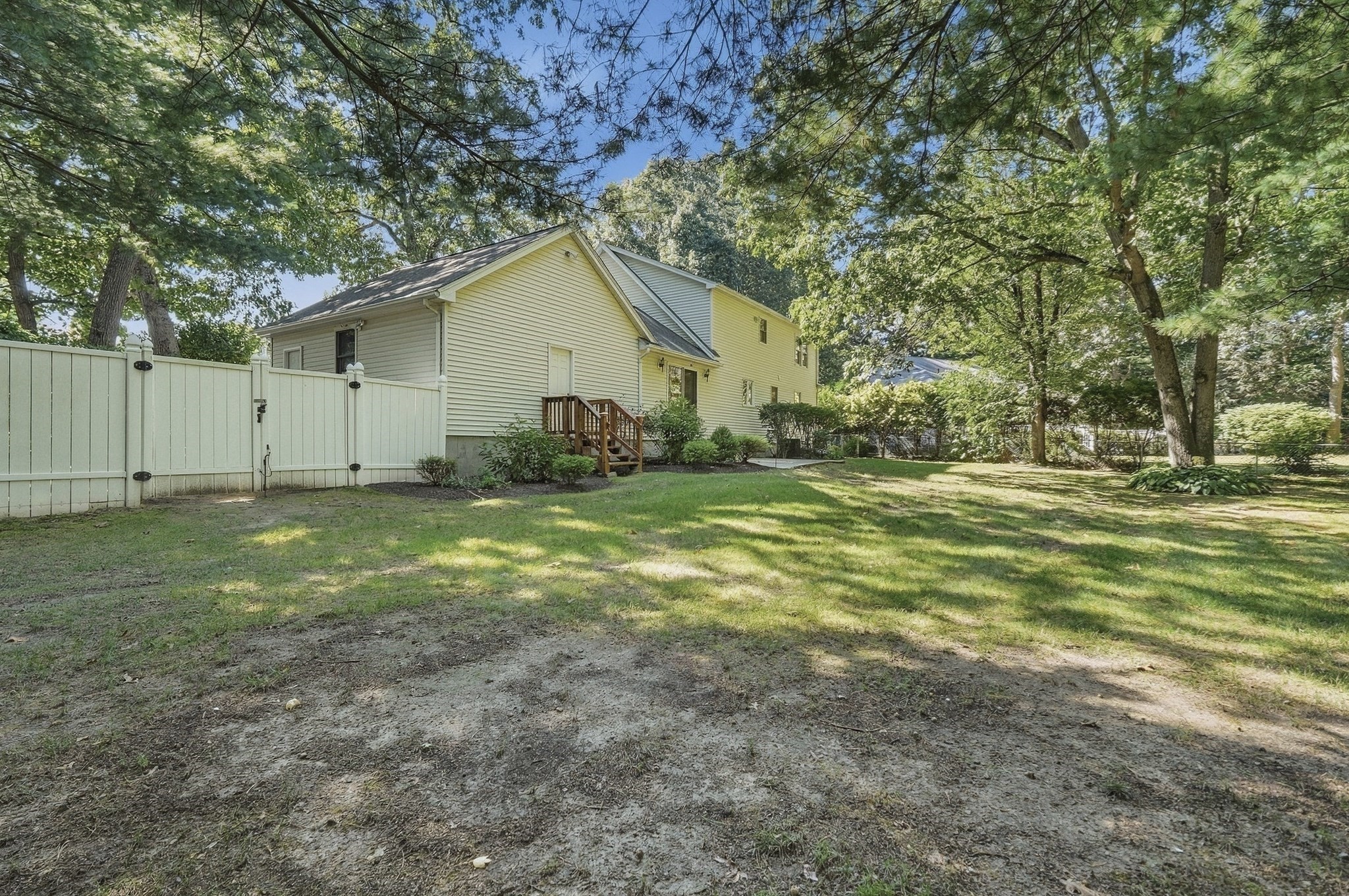 690 Converse Street Property Photo 38