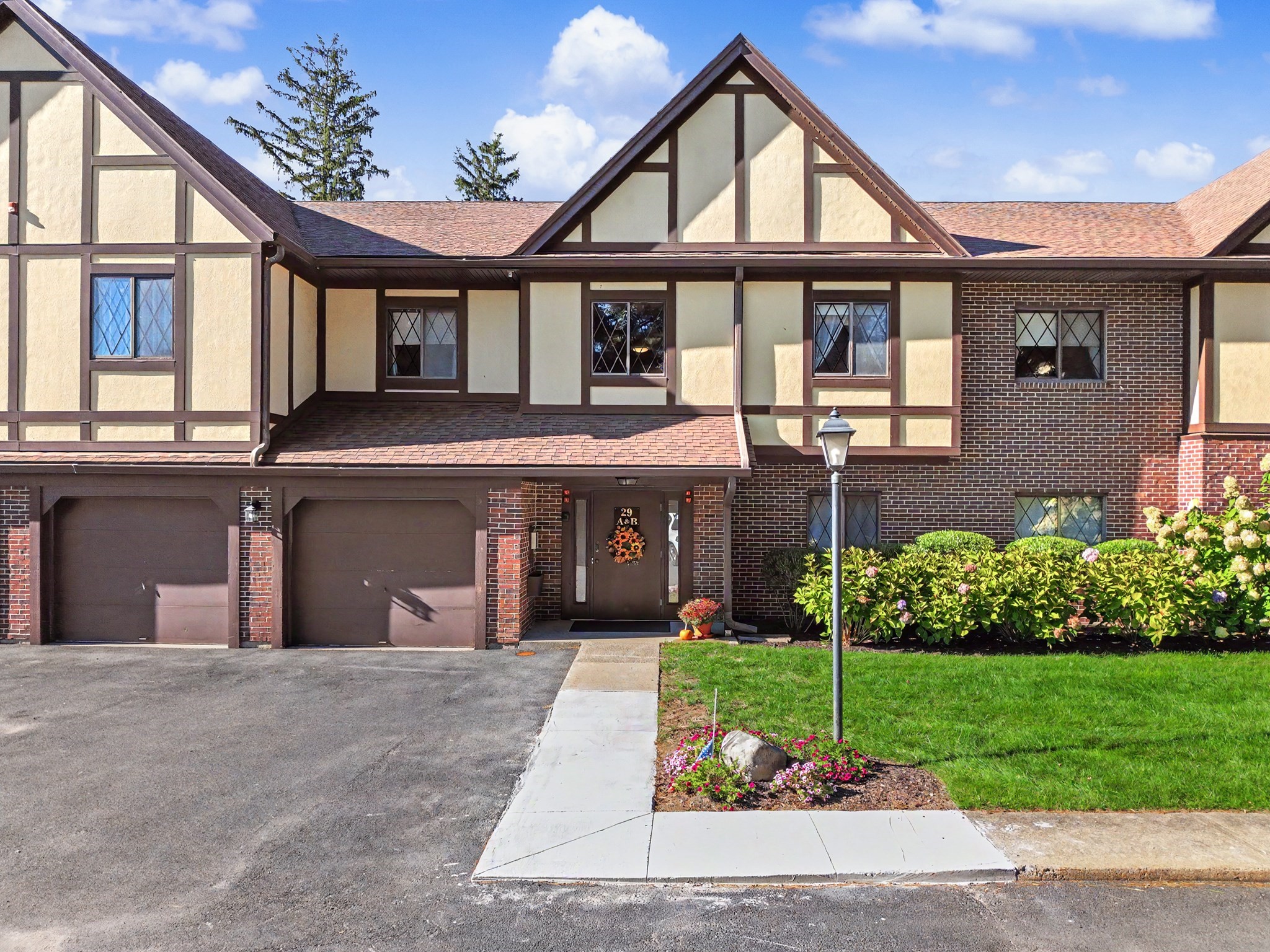 29 Rainbow Pond Dr. # B1 Property Photo 1