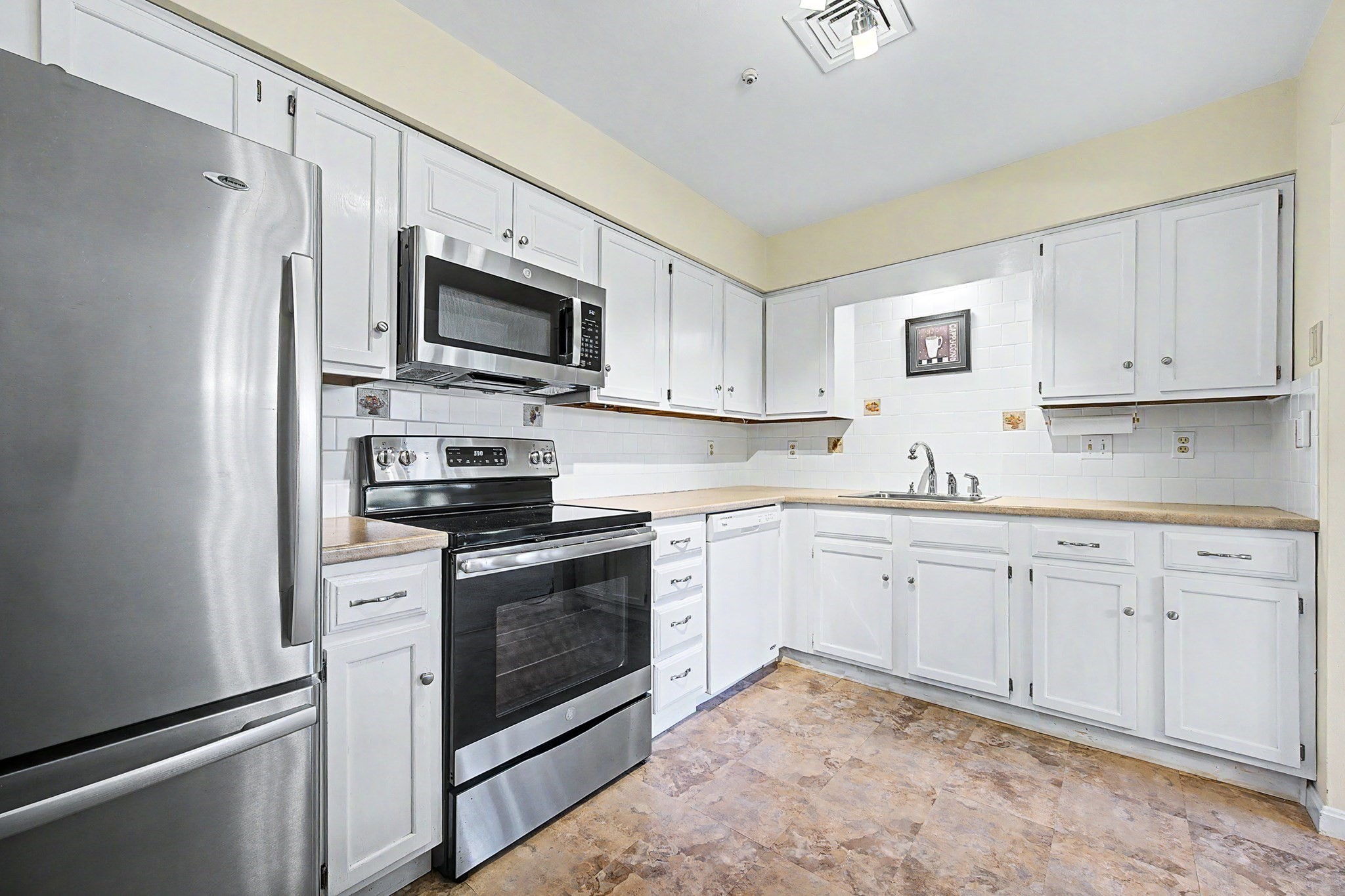29 Rainbow Pond Dr. # B1 Property Photo 7