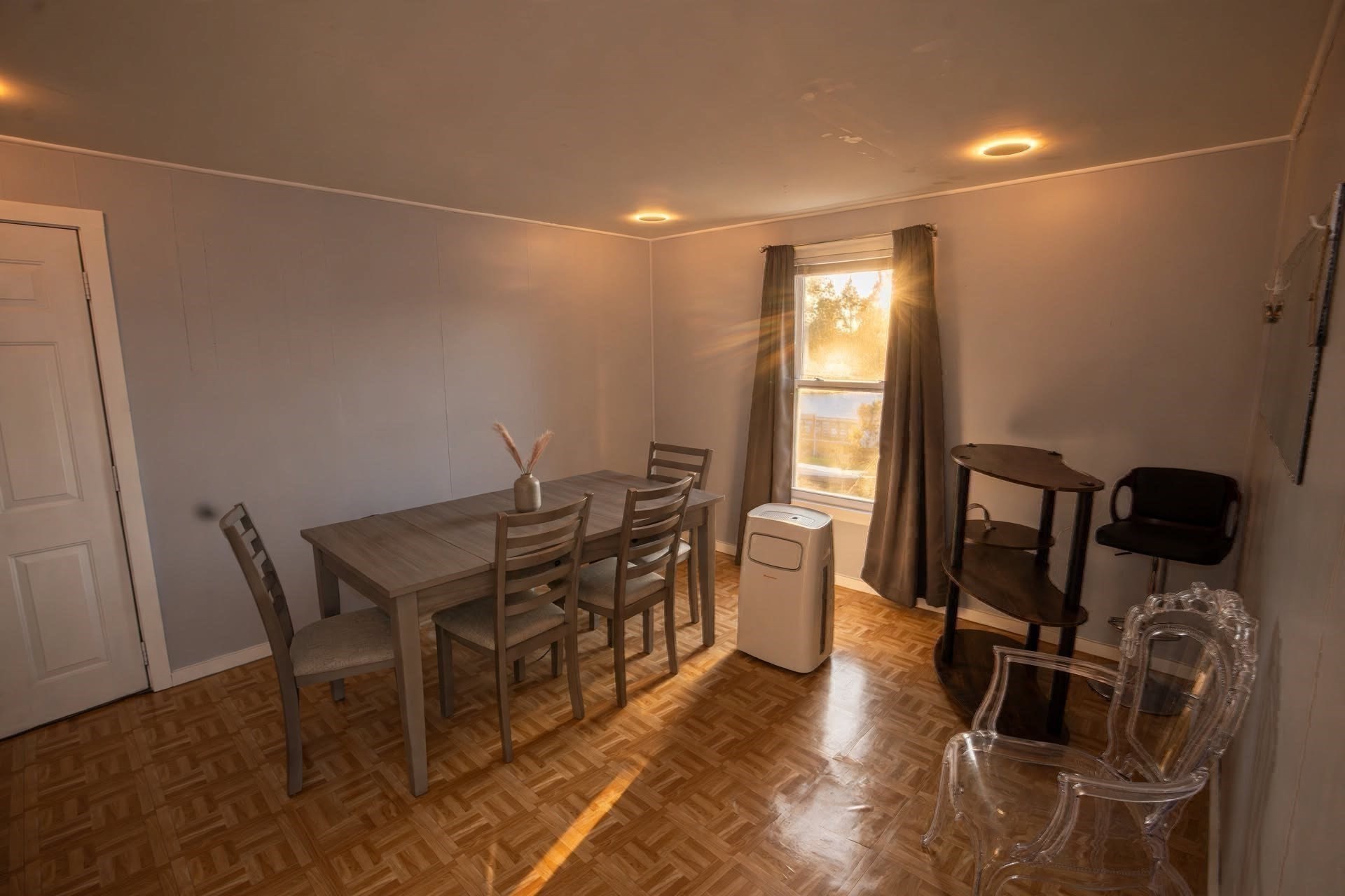 200 Lynn Rd Property Photo 15