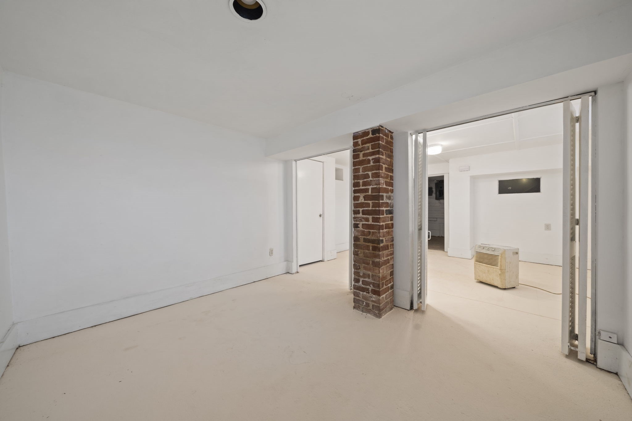 12 Bellevue St Property Photo 30