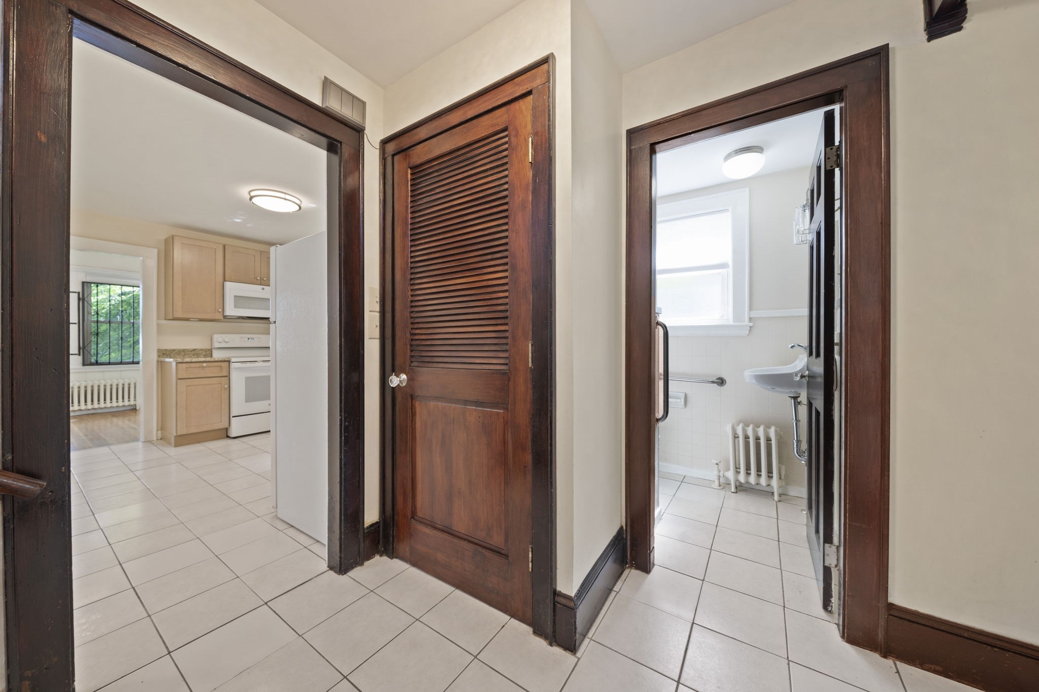 12 Bellevue St Property Photo 39