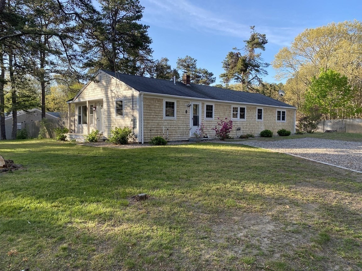 14 Andersen Ave Property Photo 1