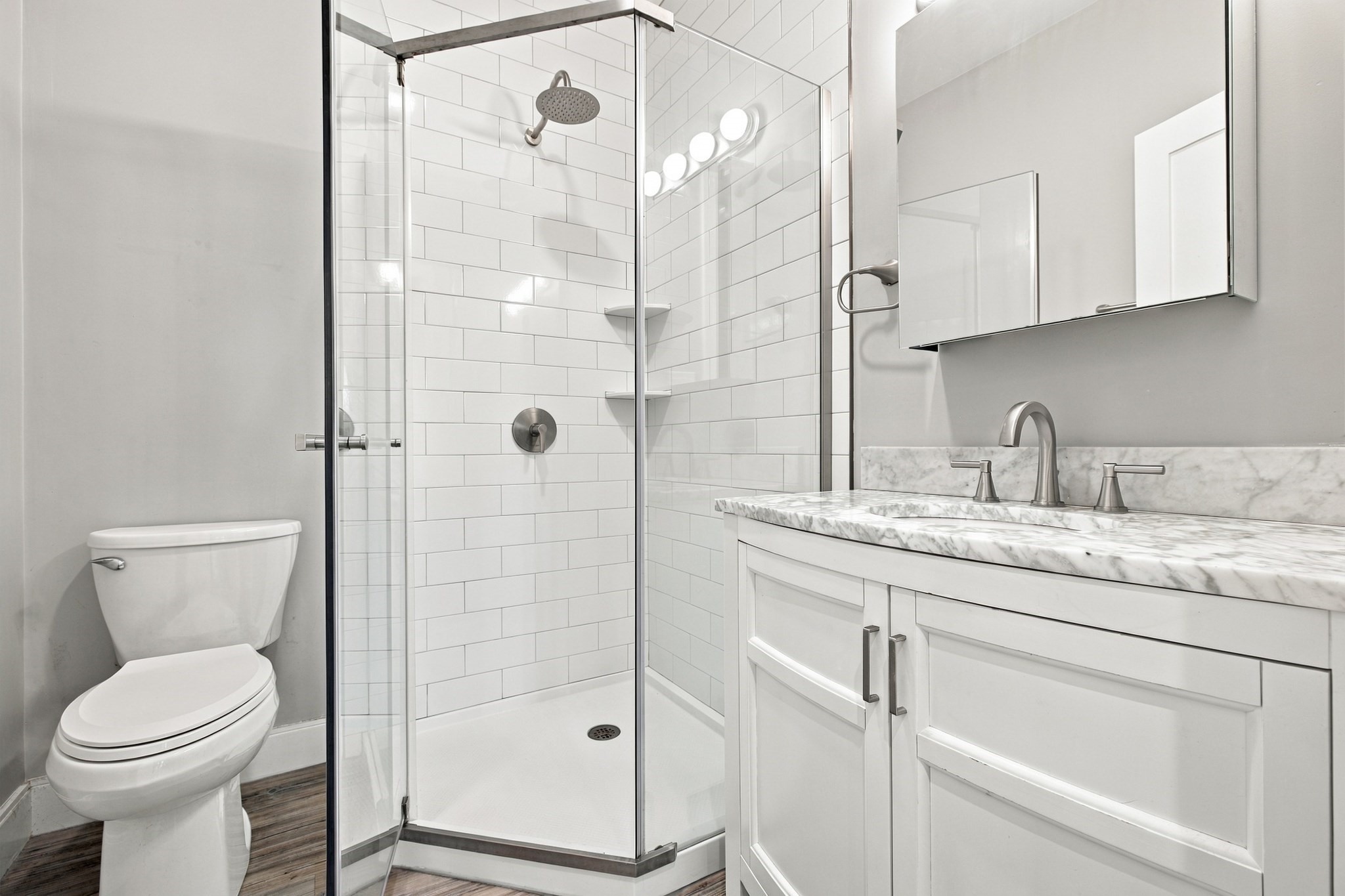 1 Beacon St # 3r Property Photo 11