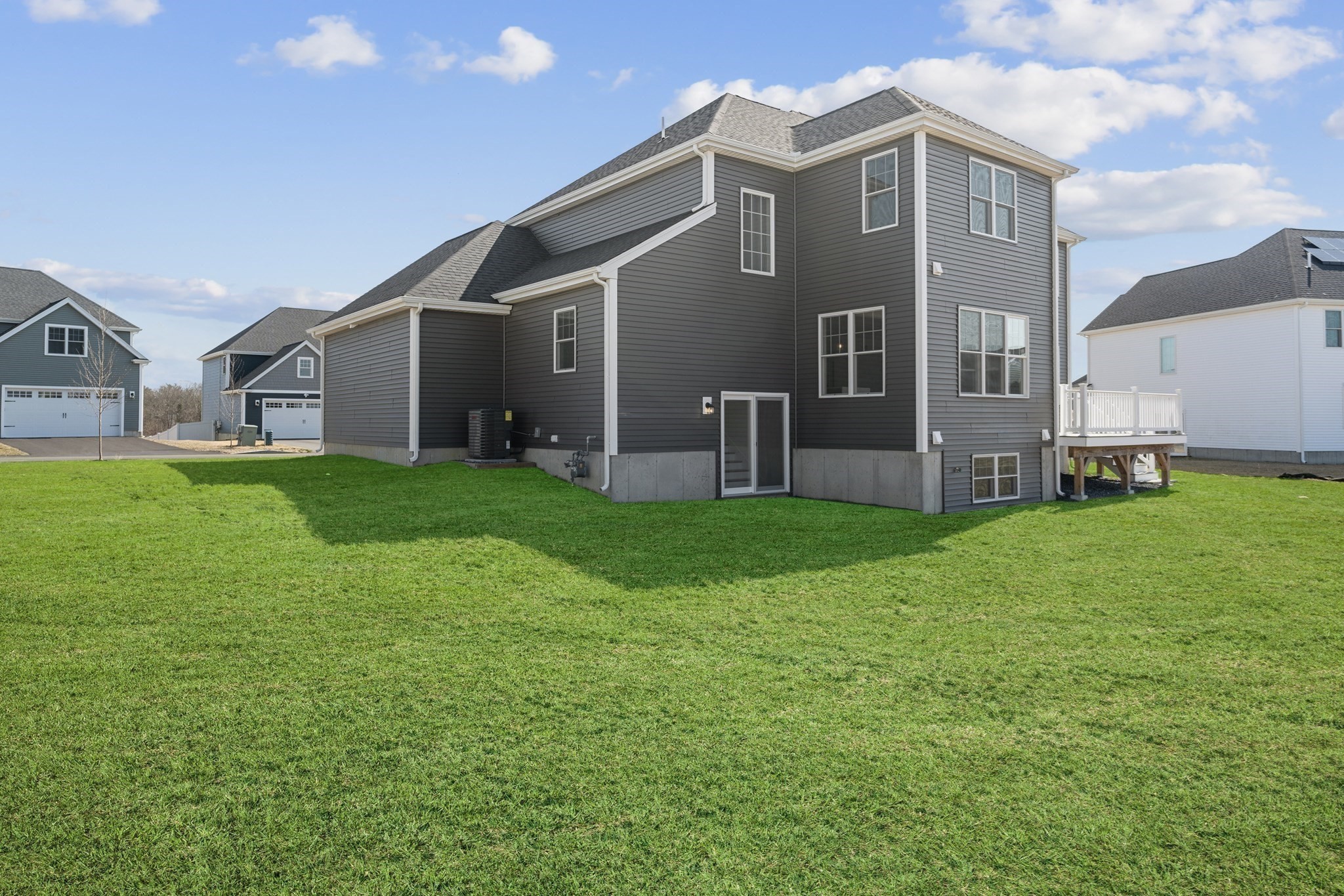 Lot 126-73 Pratt Avenue Property Photo 4