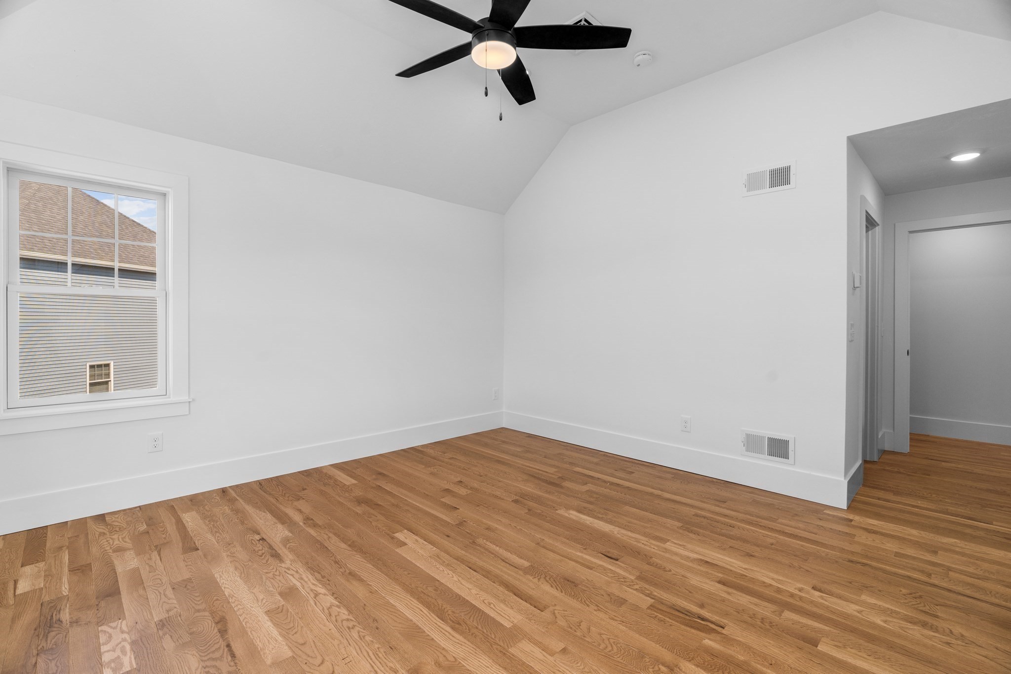 Lot 126-73 Pratt Avenue Property Photo 23