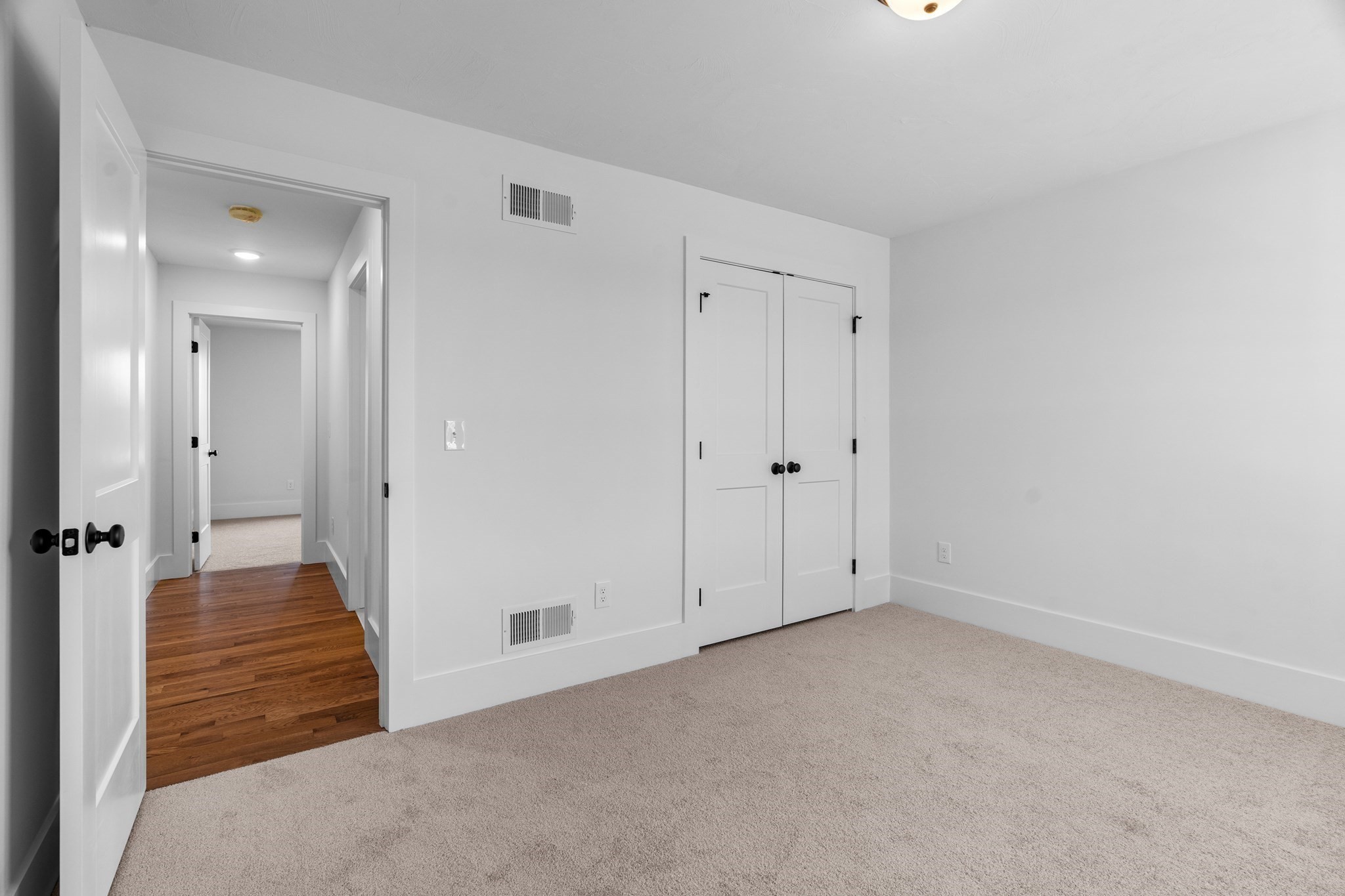 Lot 126-73 Pratt Avenue Property Photo 27